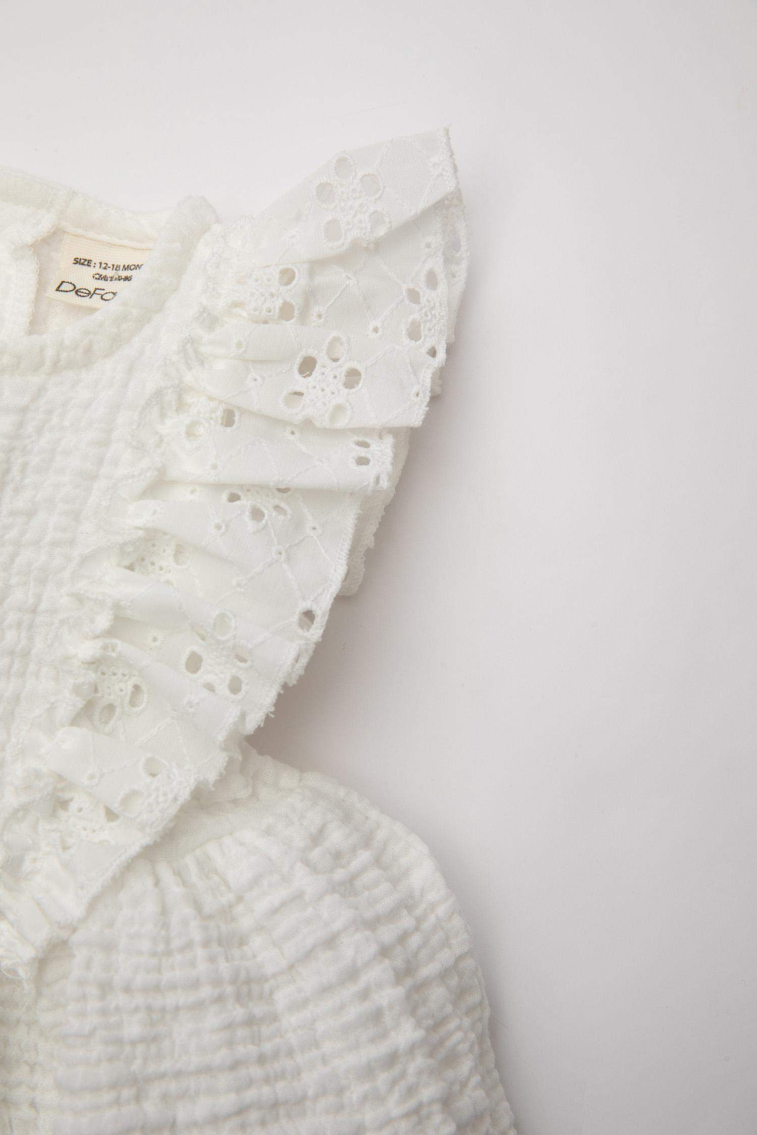 Kız Bebek Kolsuz Müslin Elbise