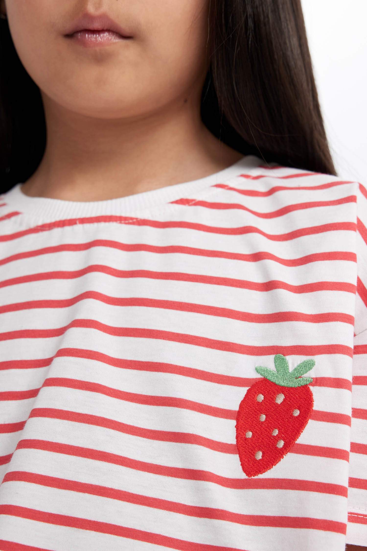 T-shirt rayé à col rond et manches courtes pour fille