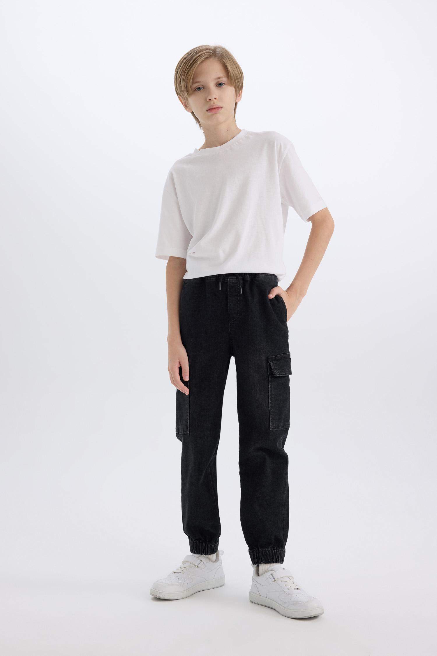 Boy Cargo Fit Jeans