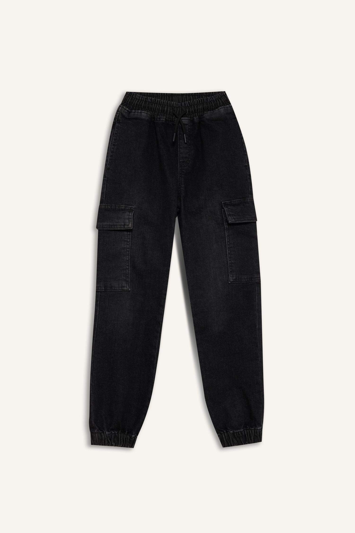 Boy Cargo Fit Jeans