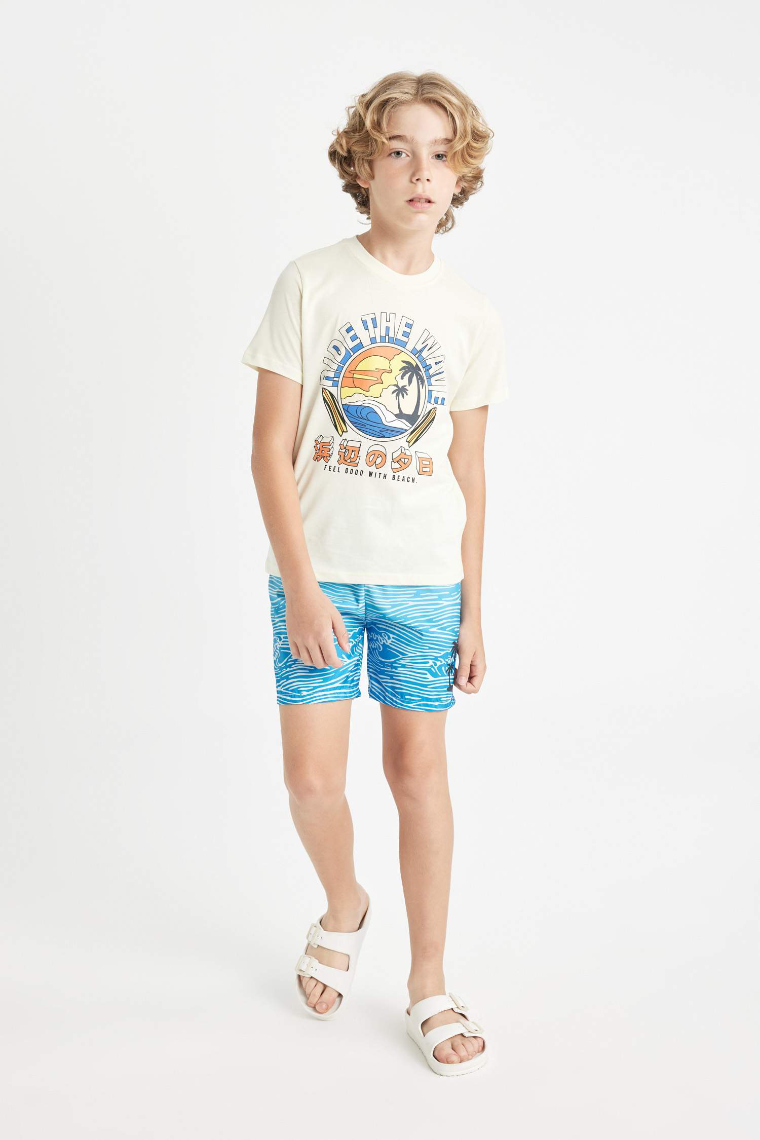 سيت ولادي شورت وتي شيرت - قطعتين