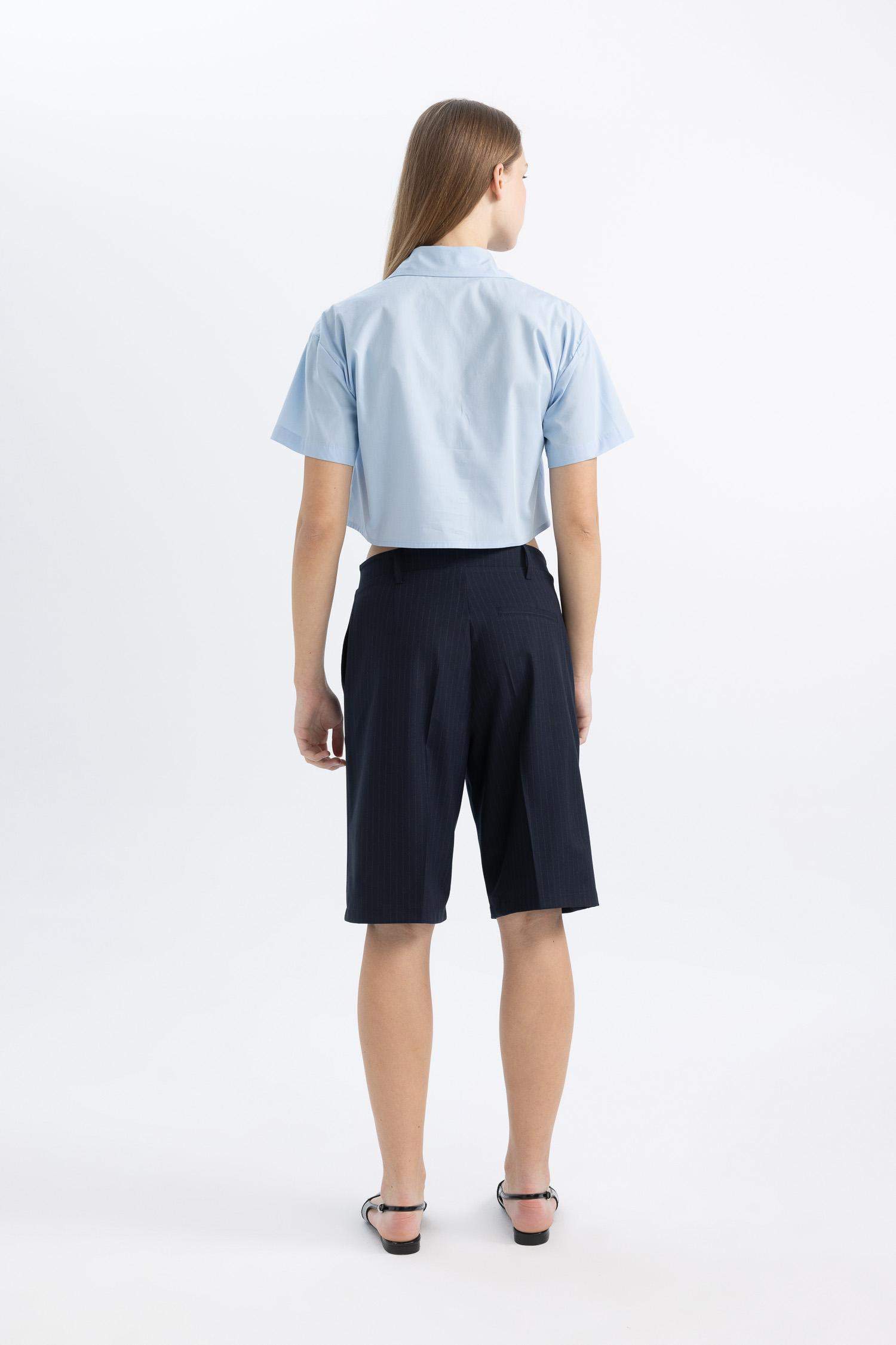 شورت بجيب وخصر عالي