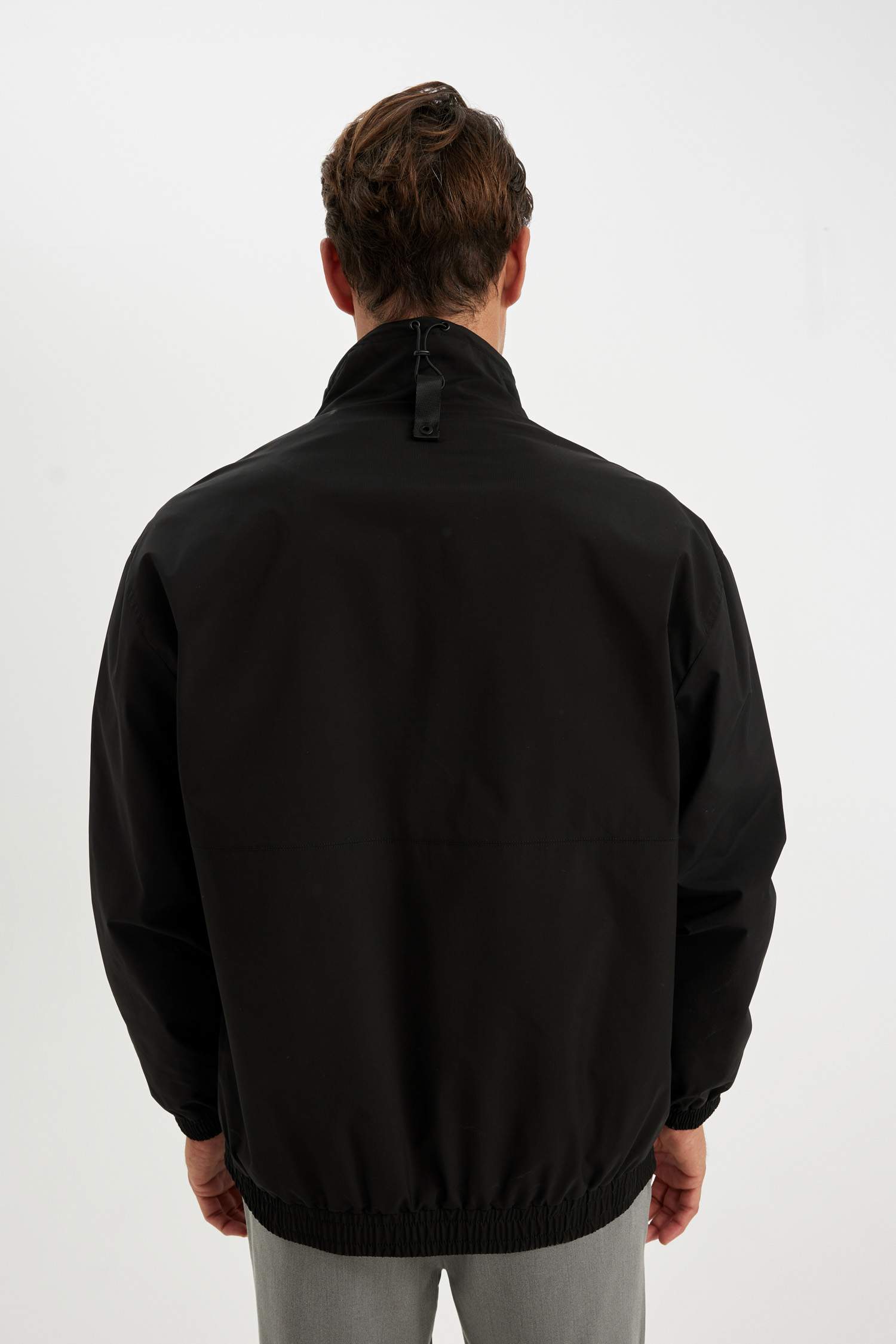 Regular Fit Dik Yaka Fermuarlı Cepli Mevsimlik Baharlık Ceket Mont