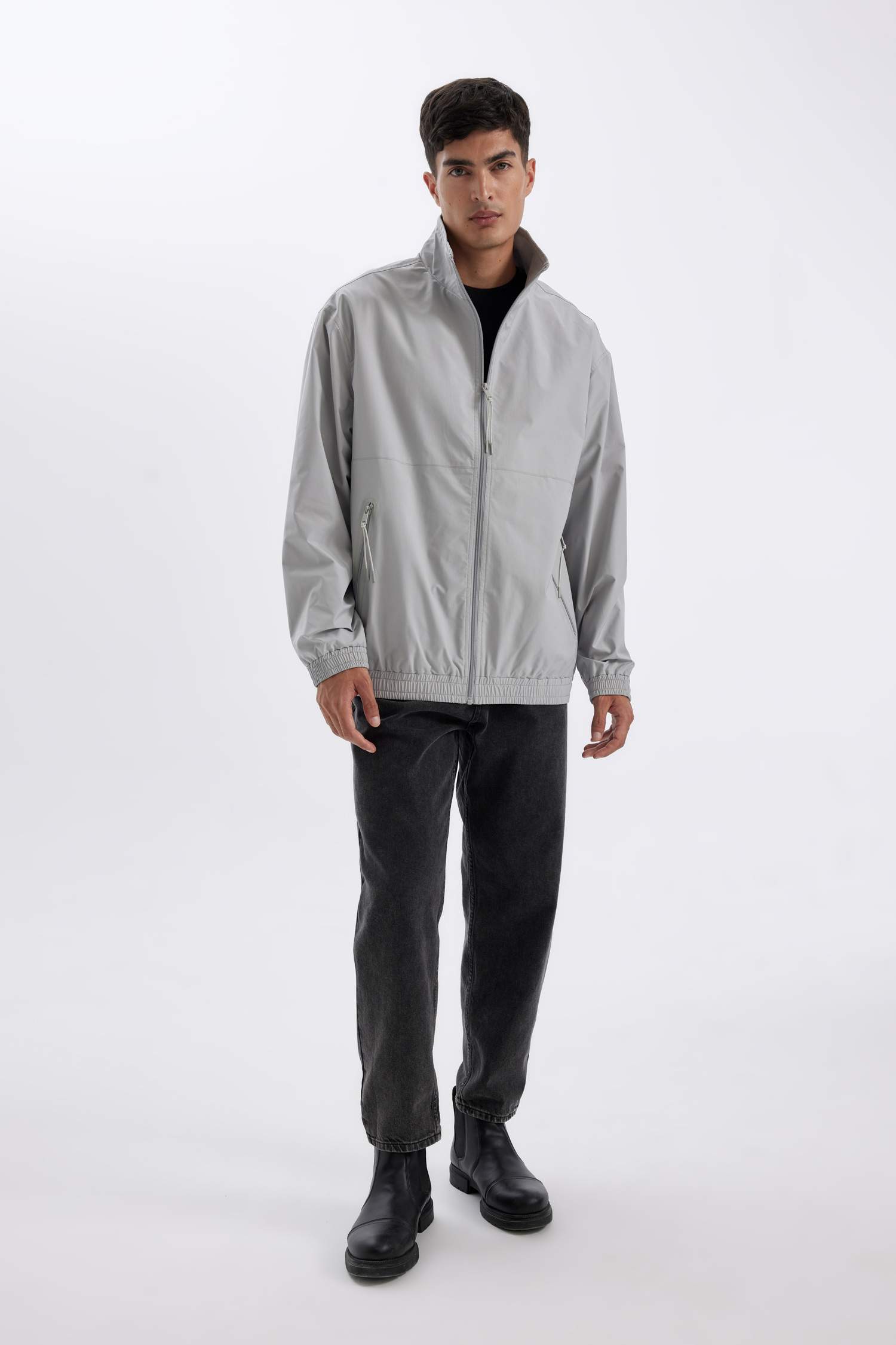 Regular Fit Dik Yaka Fermuarlı Cepli Mevsimlik Baharlık Ceket Mont