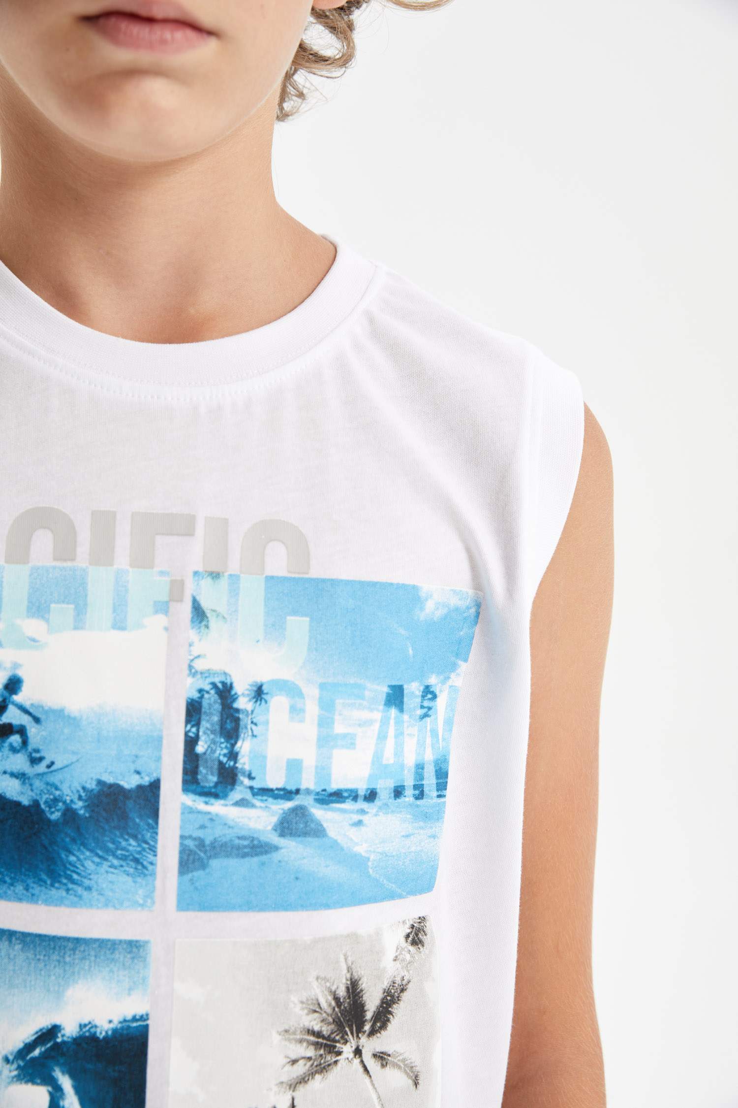 Boy Printed Sleeveless T-Shirt Swim Shorts 2 Piece Set