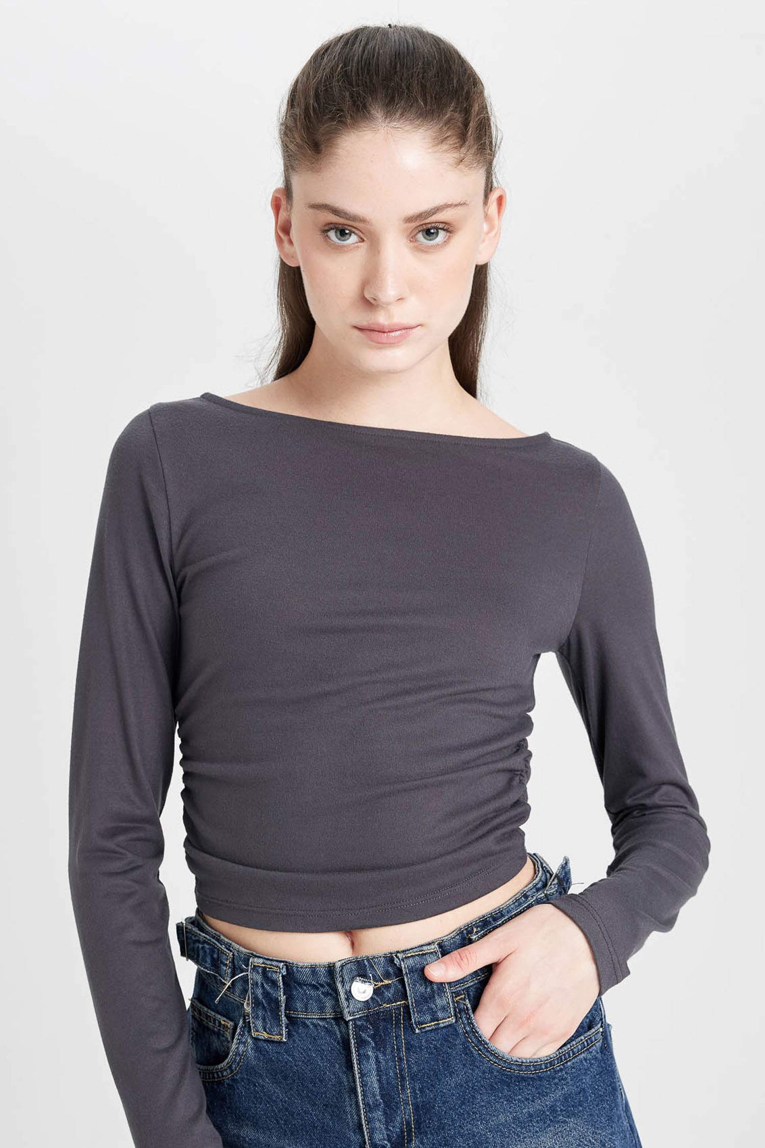 Fitted Boat Neck Basic Long Sleeve T-Shirt