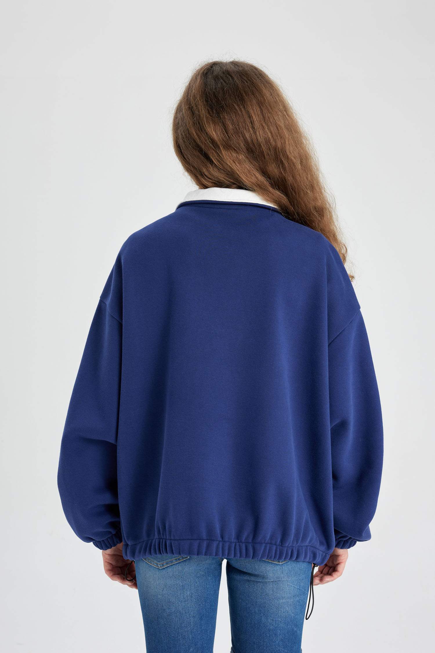 Oversize Geniş Kalıp Yarım Fermuarlı Nakışlı Kalın Sweatshirt