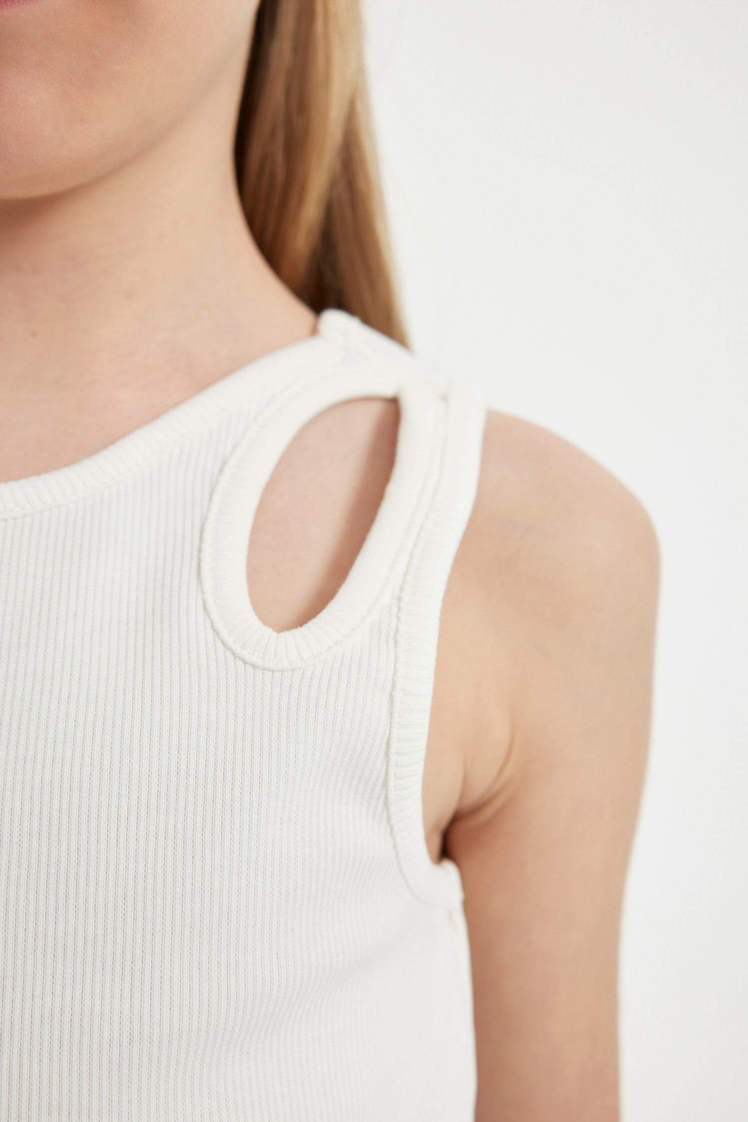 تيشيرت كروب بناتي نص ردن