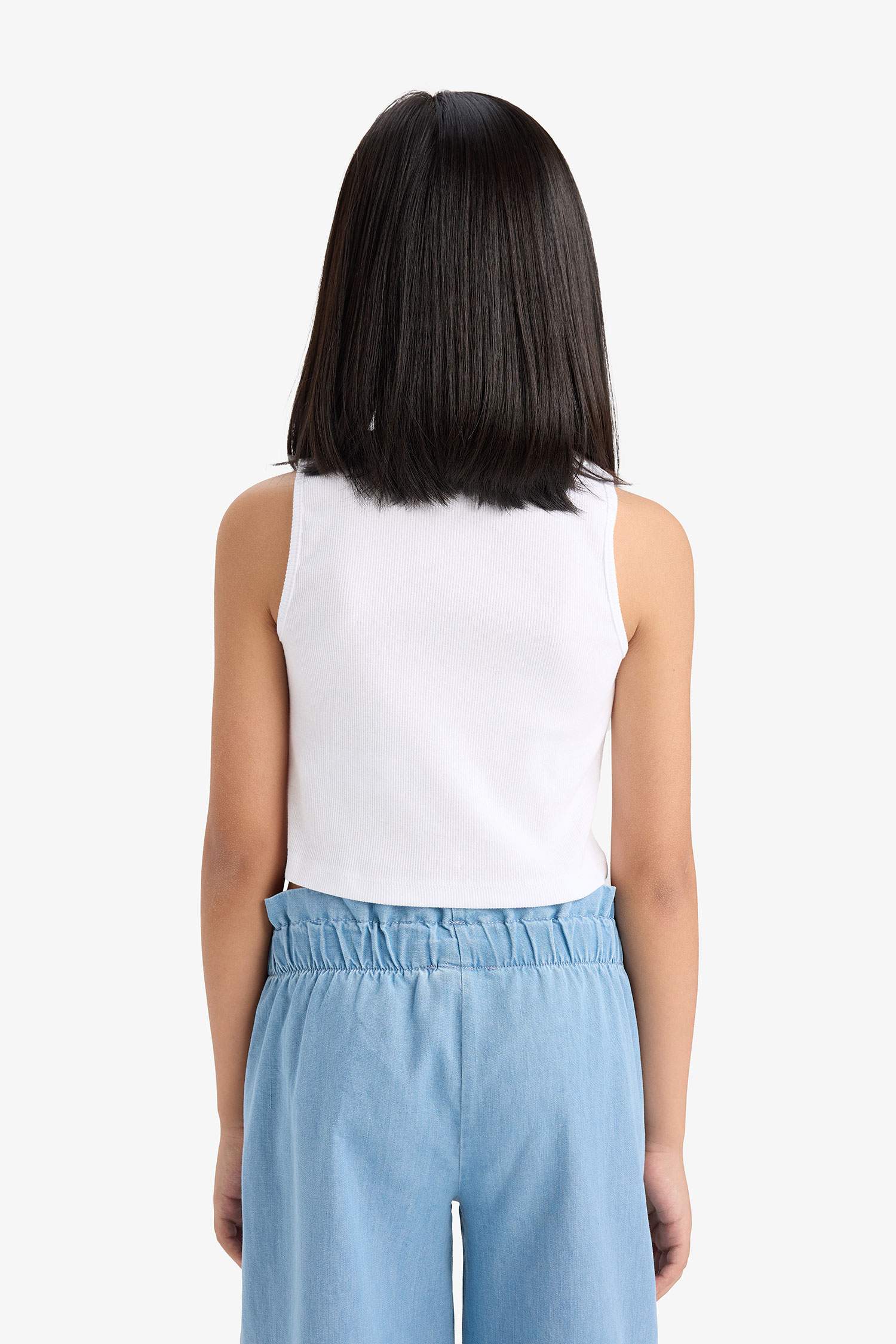 كروب توب ابيض سليم فيت بياخة مستديرة