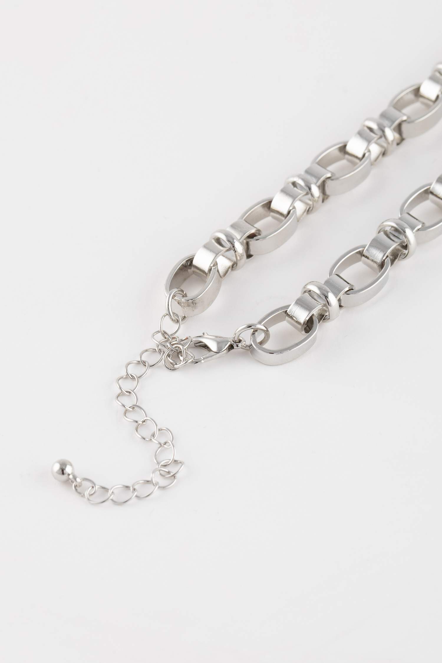 Woman Thick Chain Silver Necklace