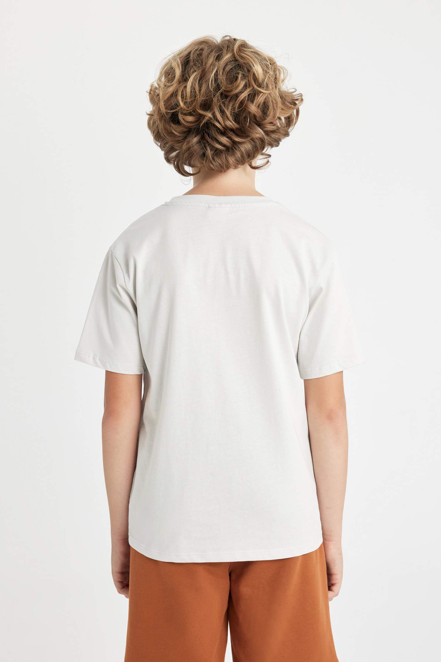 تيشيرت ولادي نص ردن مطبوع قصة عادية