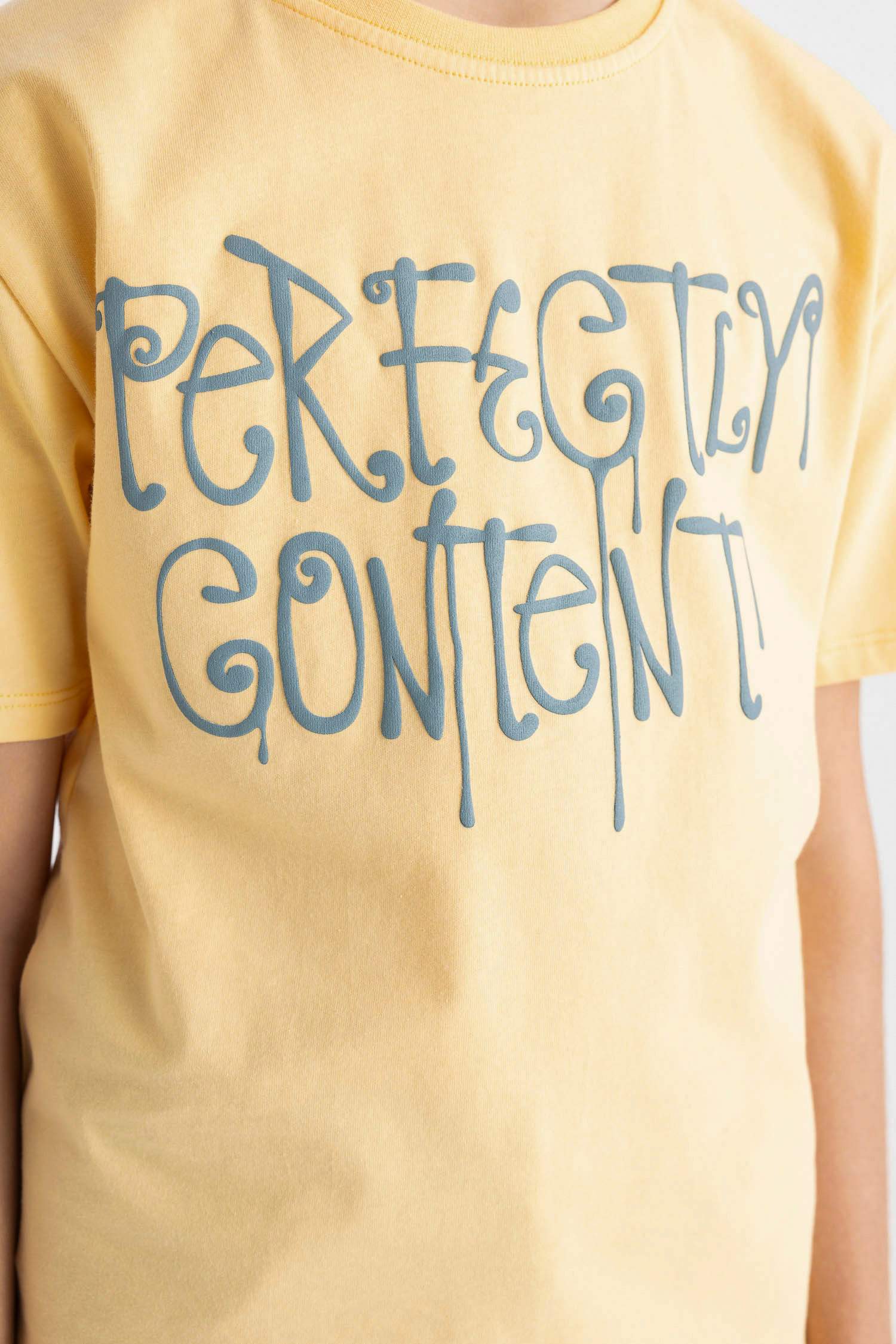 تيشيرت ولادي نص ردن مطبوع قصة عادية