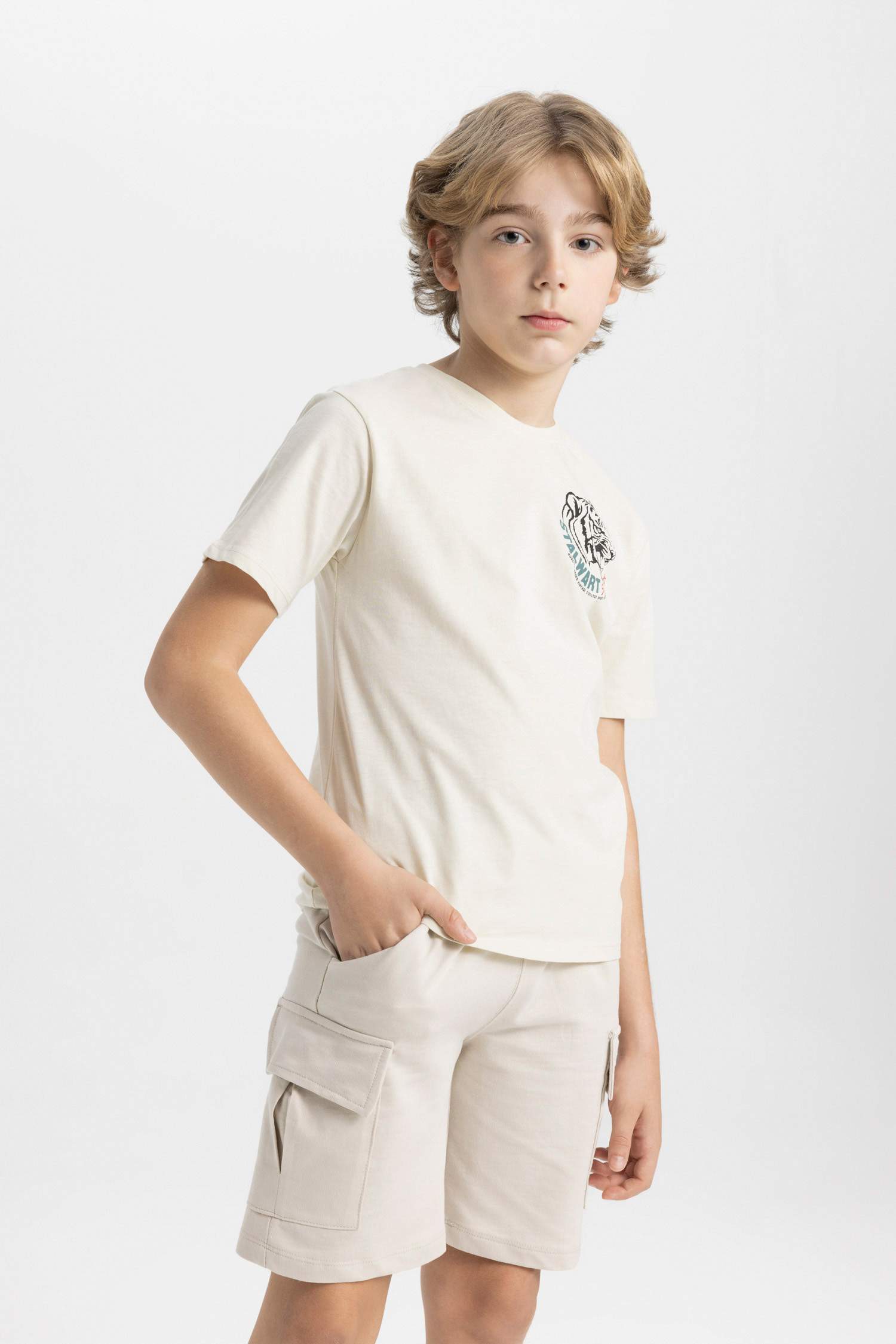 تيشيرت ولادي نص ردن مطبوع قصة عادية