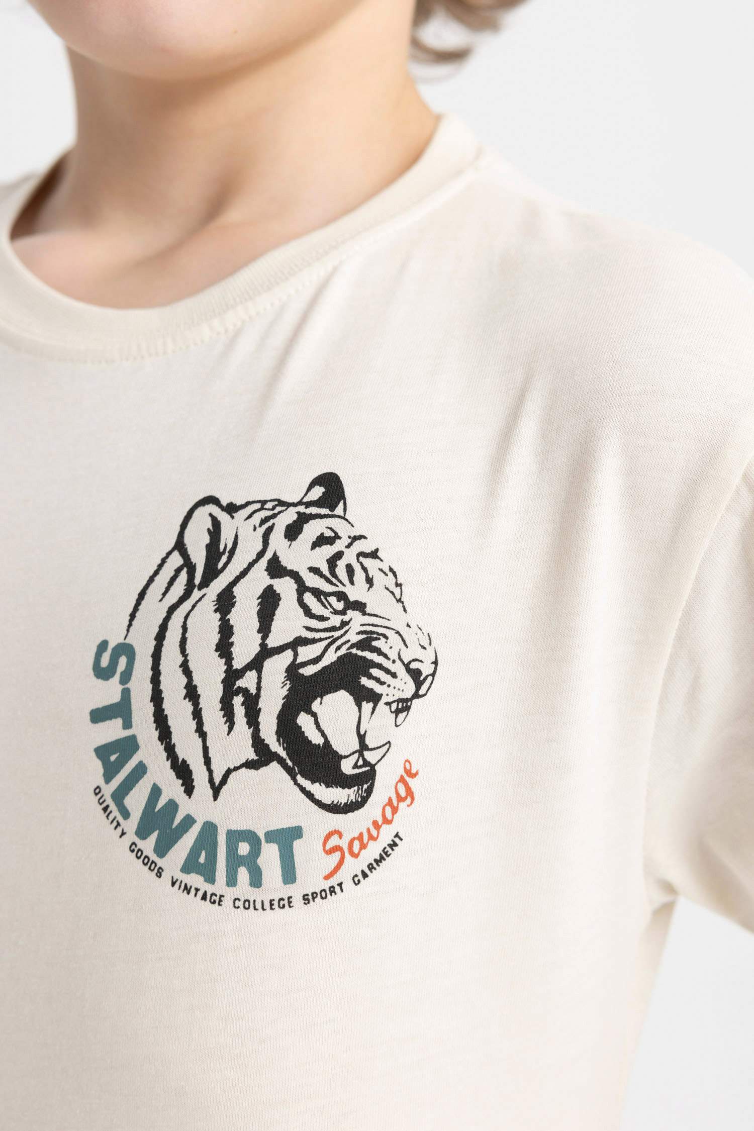 تيشيرت ولادي نص ردن مطبوع قصة عادية