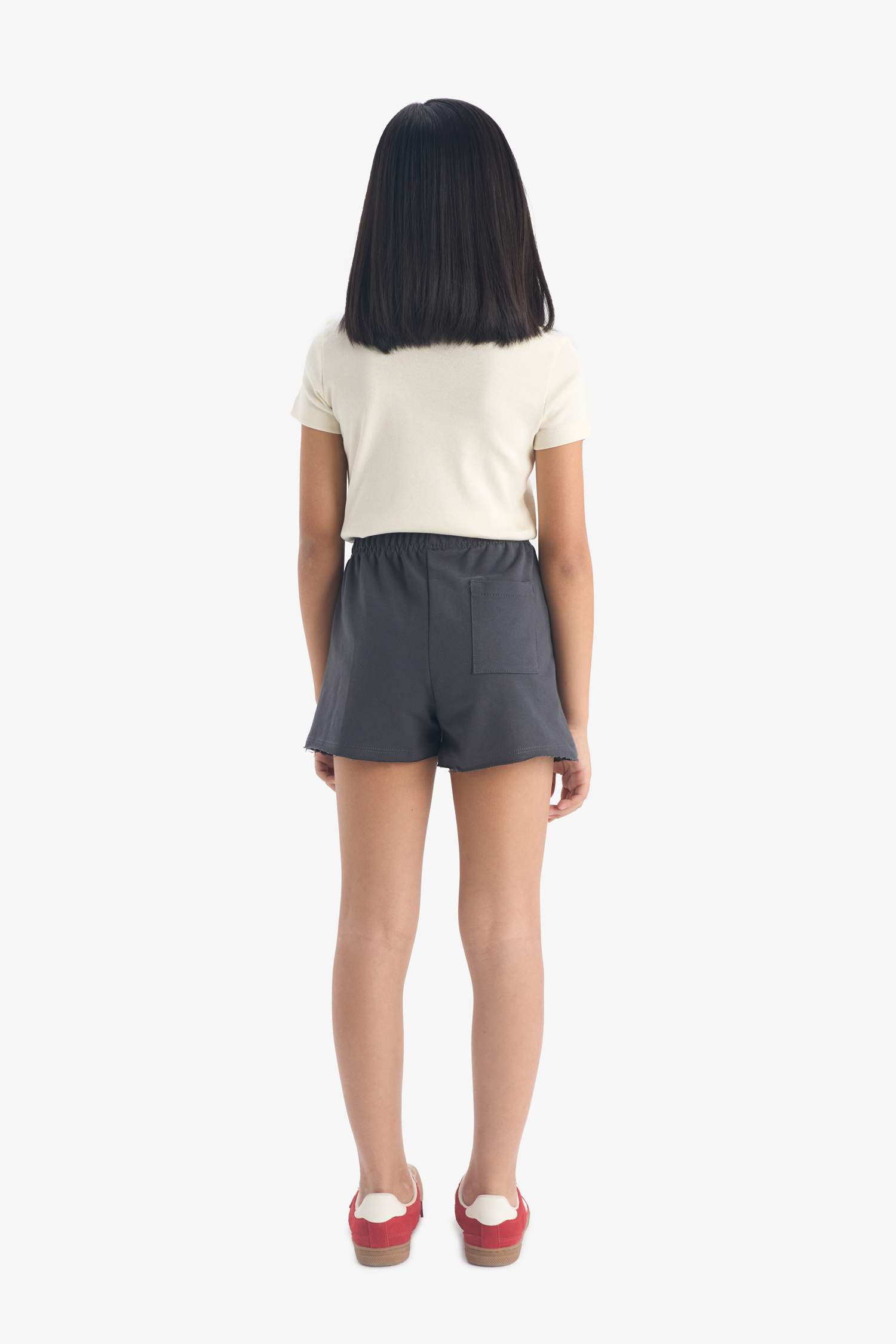 شورت بناتي قماش رقيق