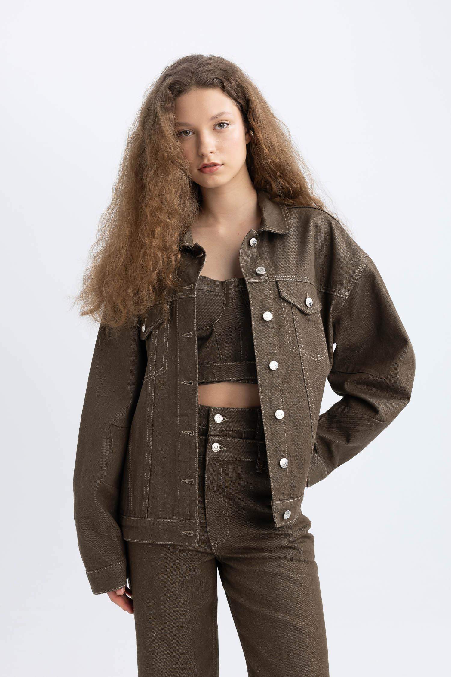 Oversize Geniş Kalıp Düğmeli Jean Ceket