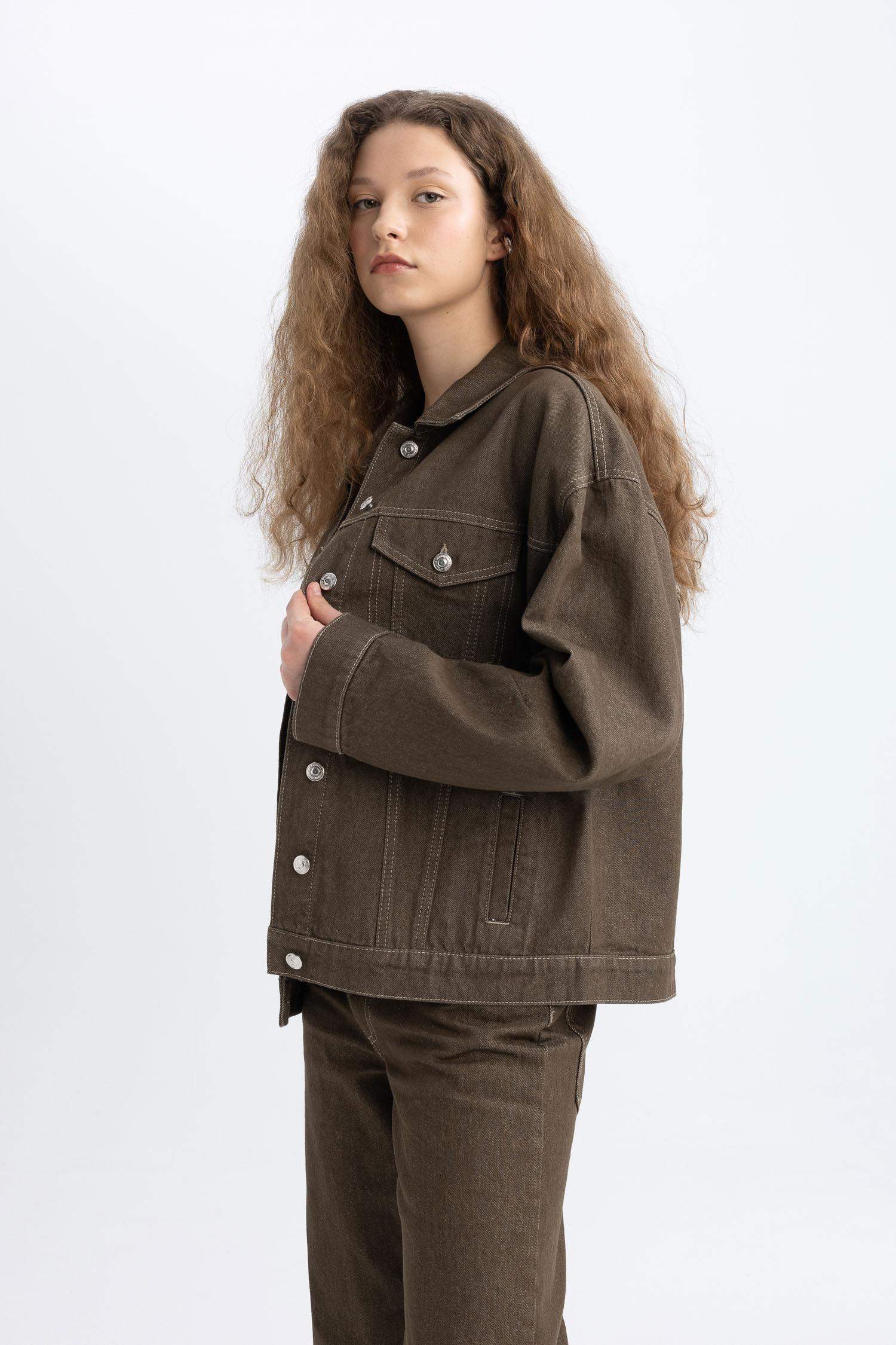 Oversize Geniş Kalıp Düğmeli Jean Ceket