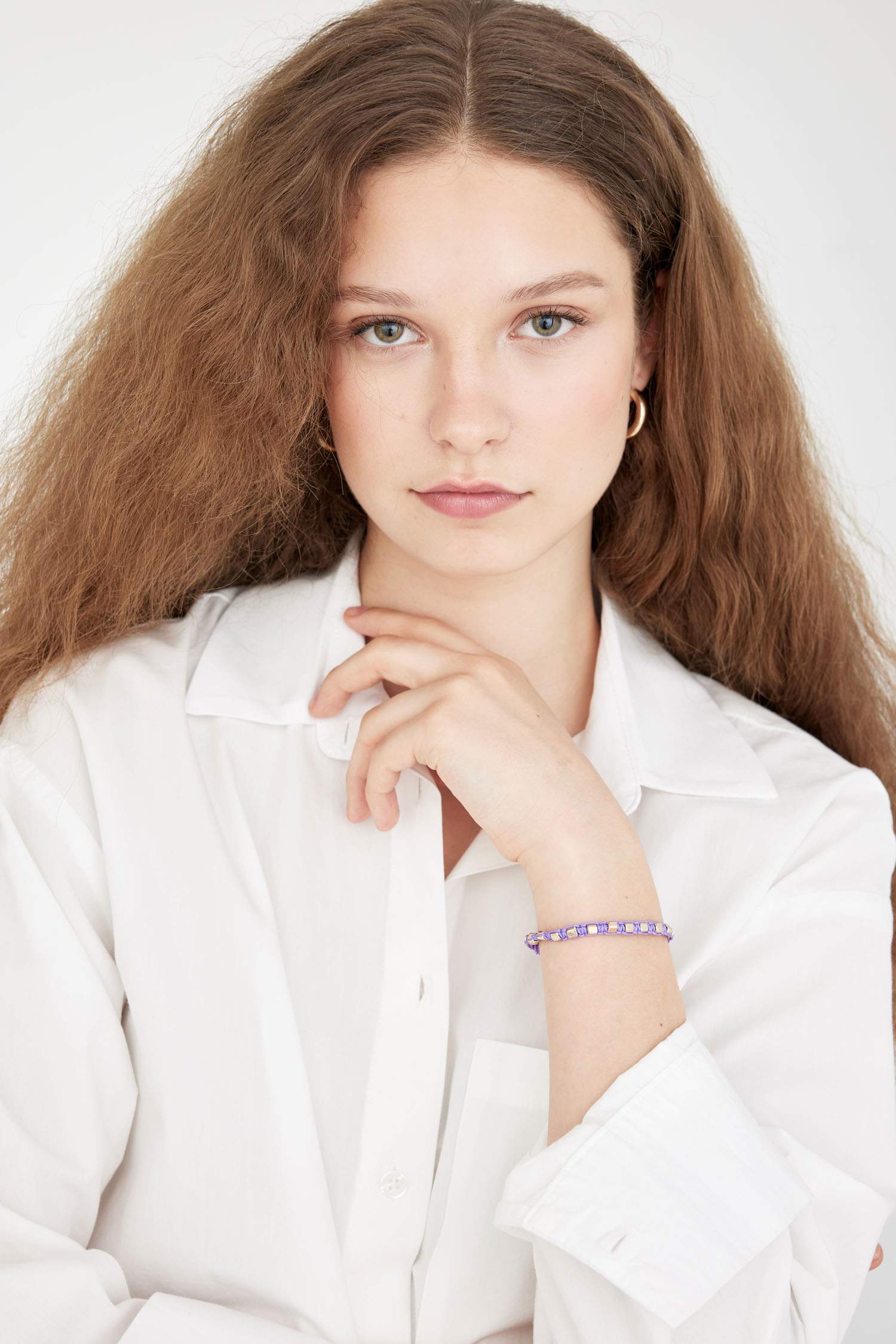 Woman Purple String Gold Bracelet