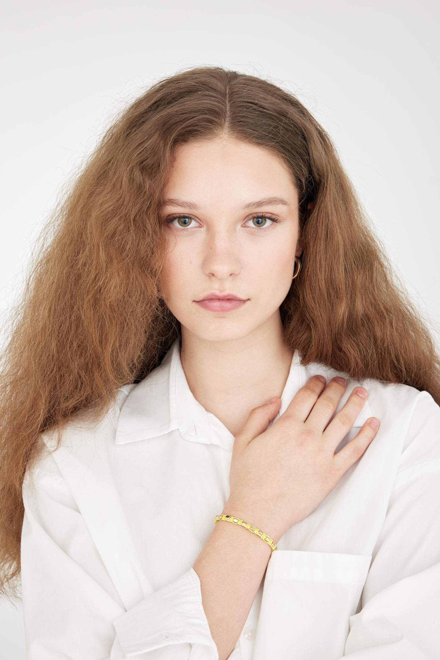 اسورة حريمي ذهبي اصفر