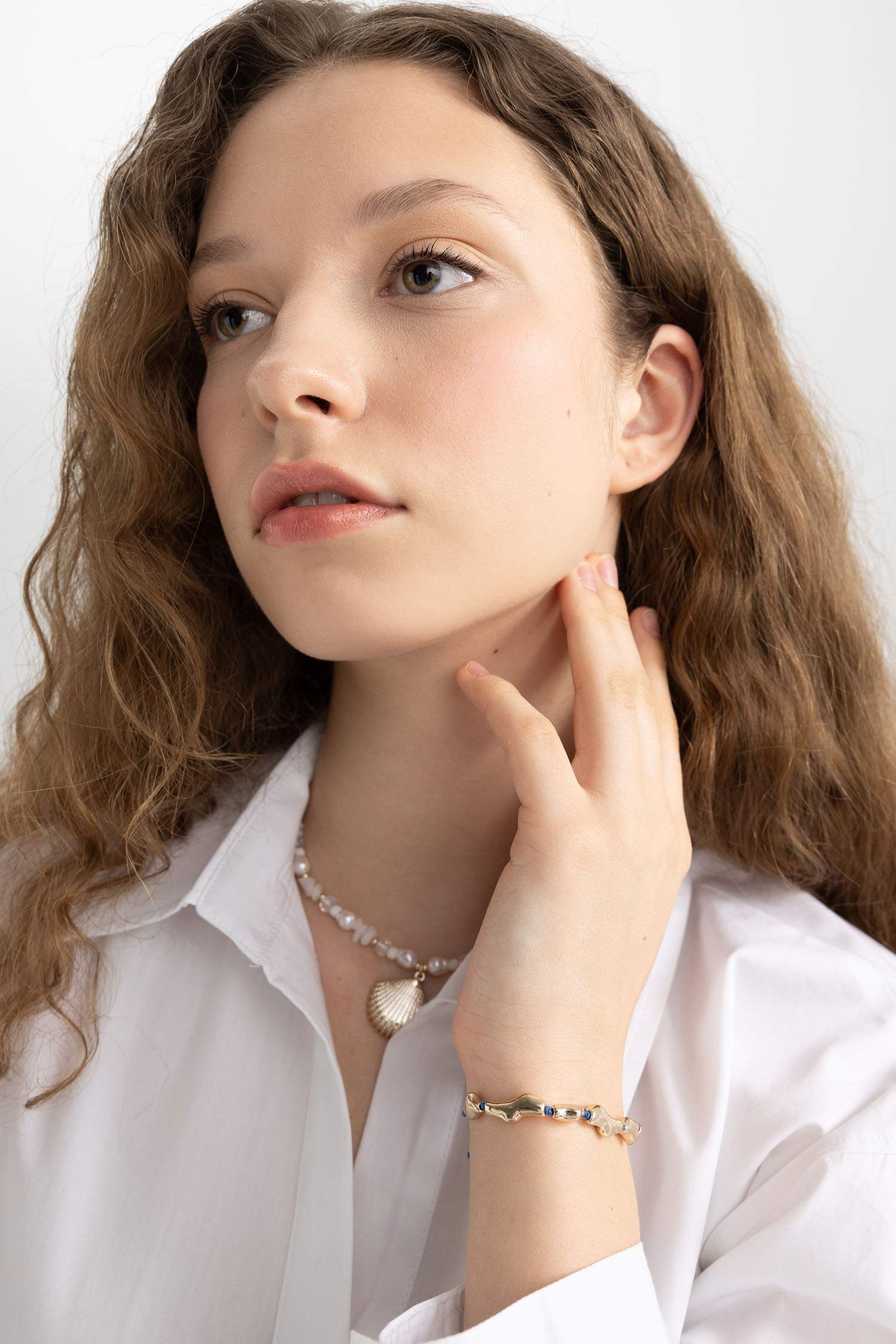 Woman Blue String Gold Bracelet