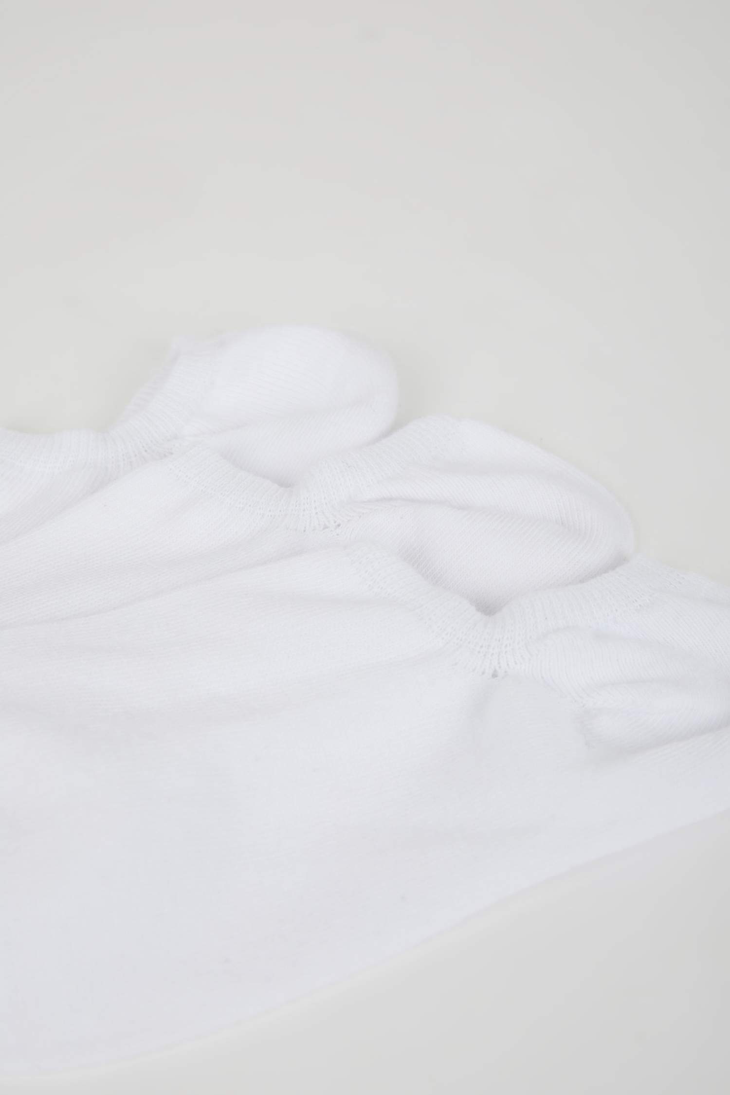 Woman 3 Piece Cotton Sneaker Socks