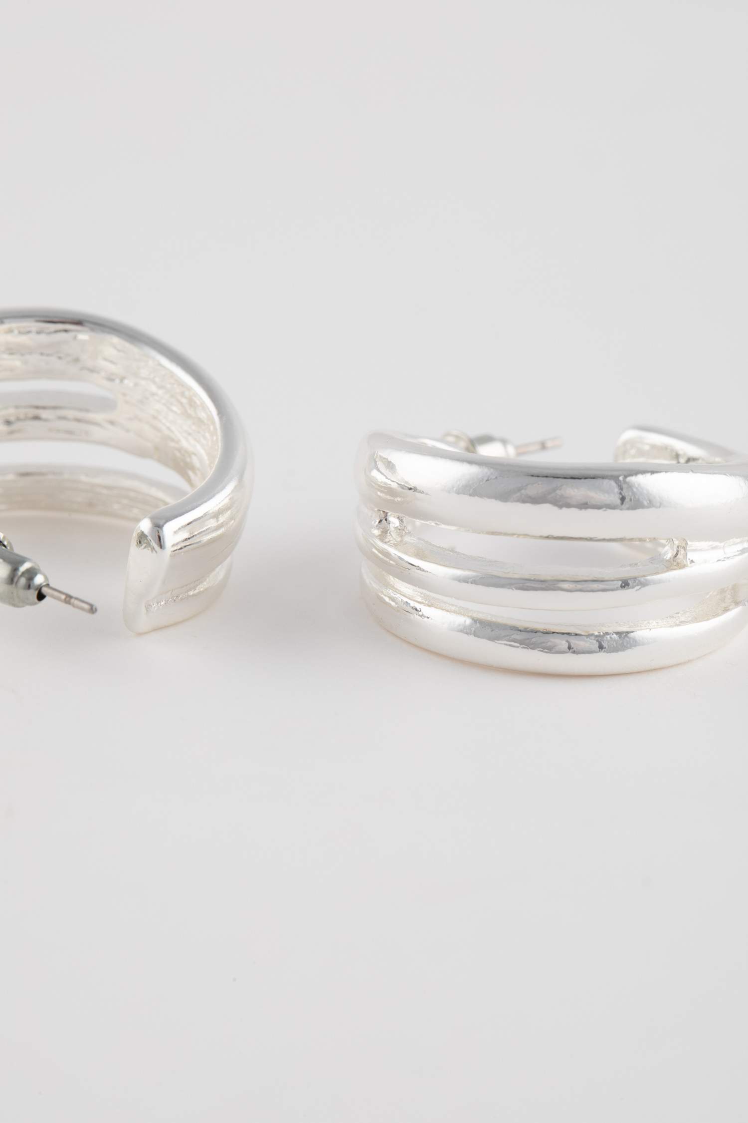 Woman Hoop Silver Earrings