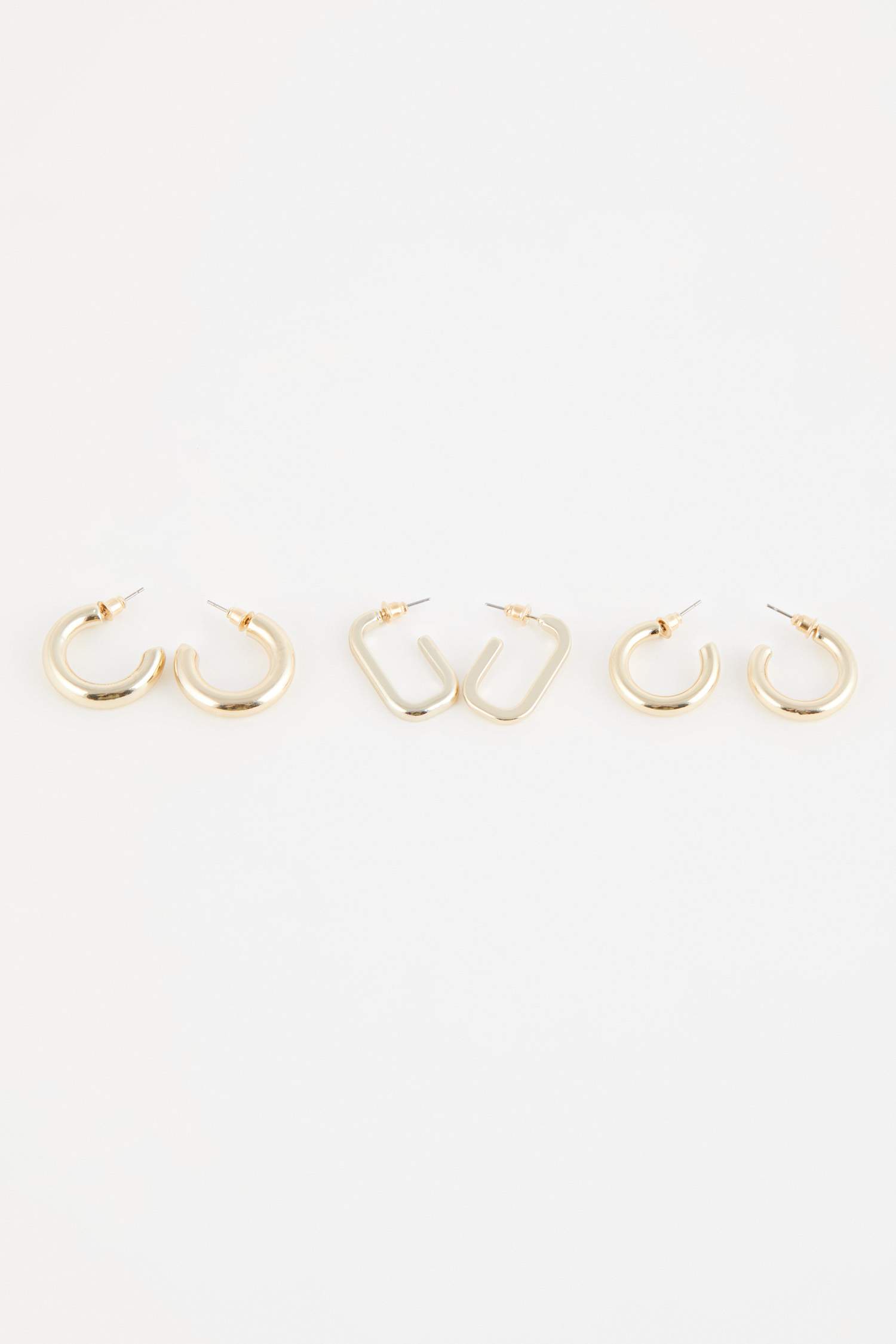 حلق حريمي ذهبي - 3 قطع