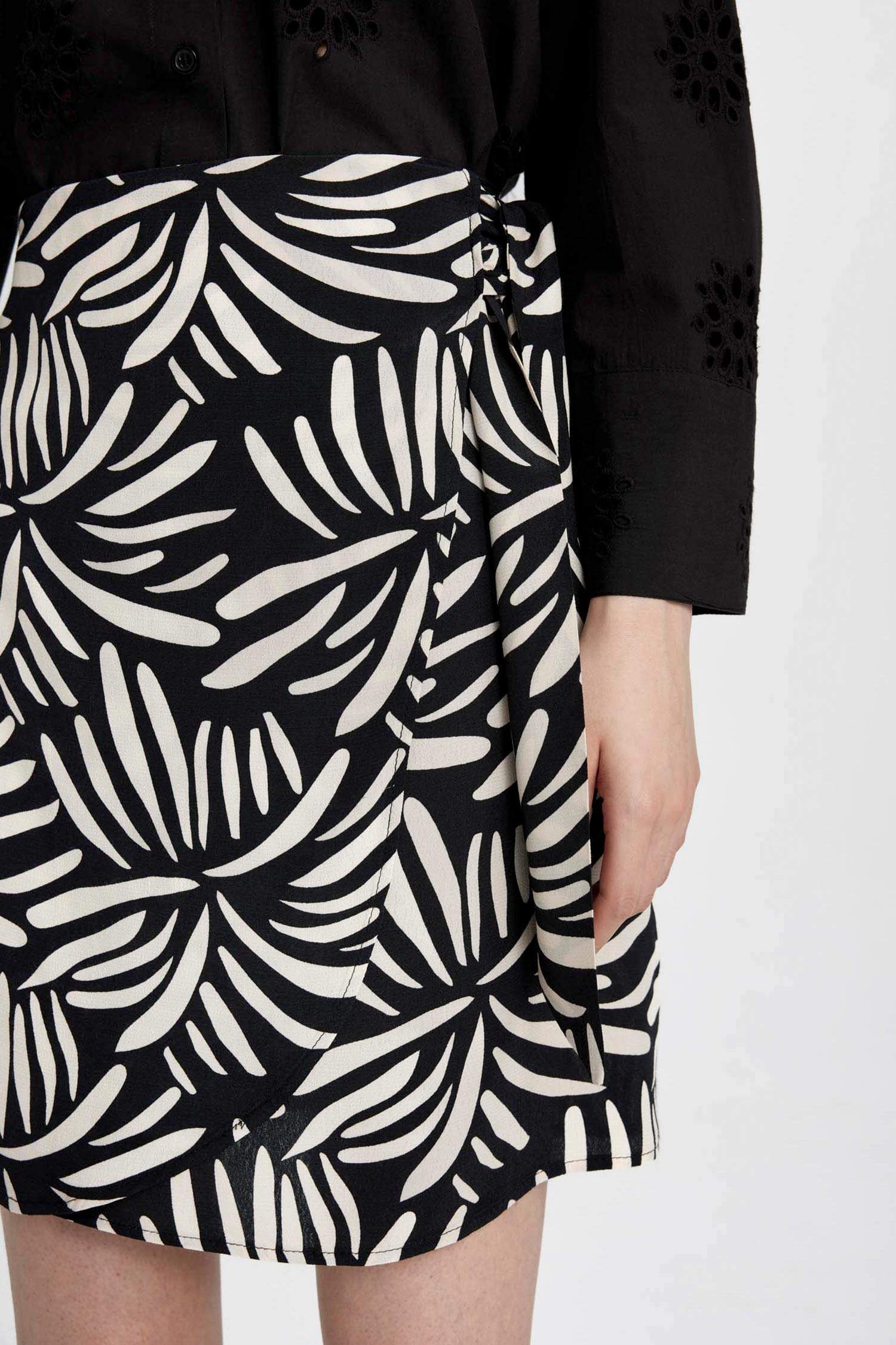 Mini-Jupe Maroken à taille haute et à motifs