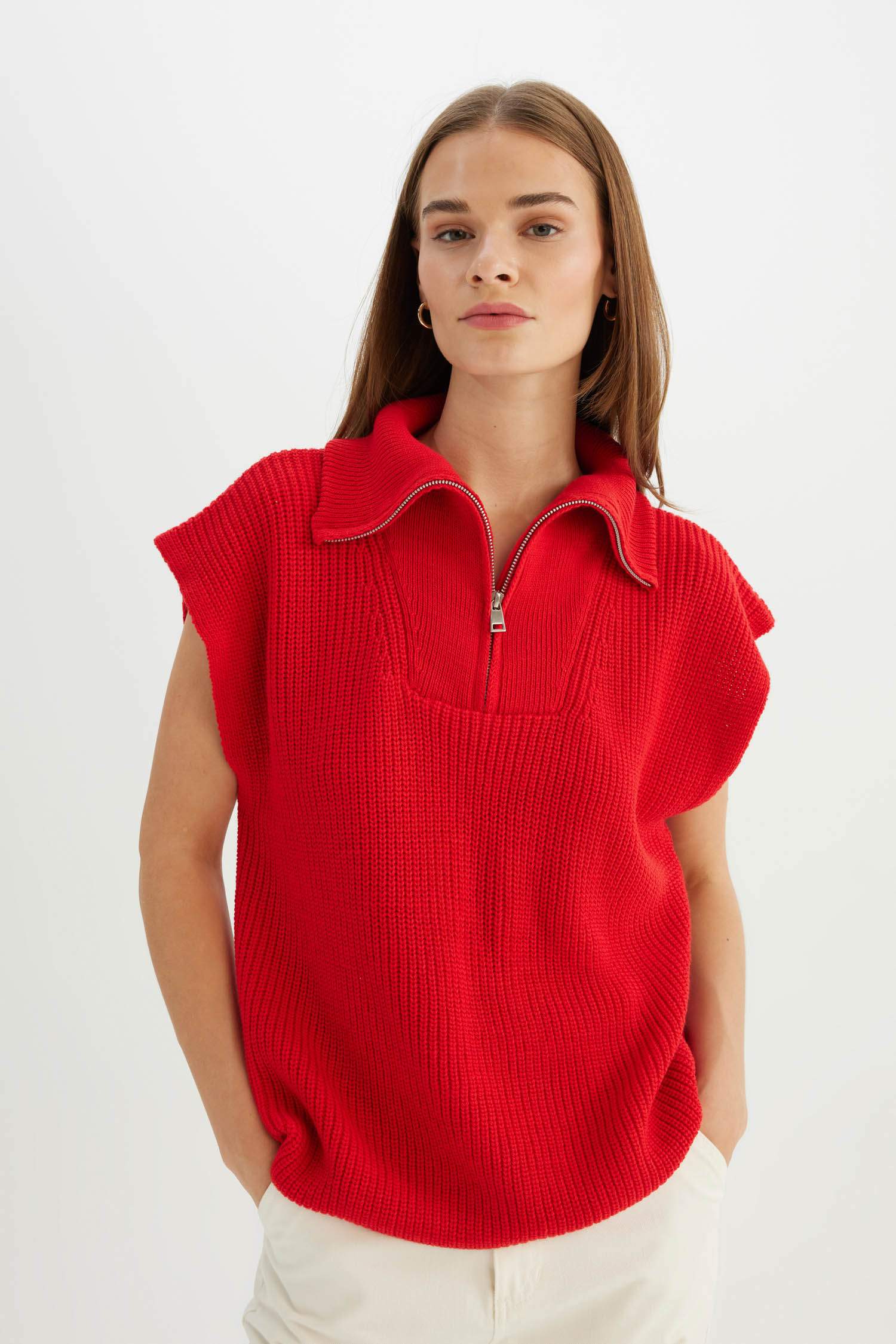 Relax Fit Fermuarlı Dik Yaka Selanik Kumaş Kırmızı Triko Süveter