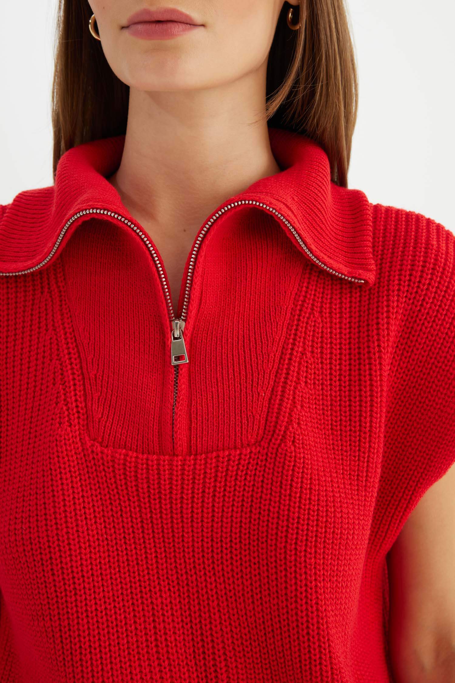 Relax Fit Fermuarlı Dik Yaka Selanik Kumaş Kırmızı Triko Süveter