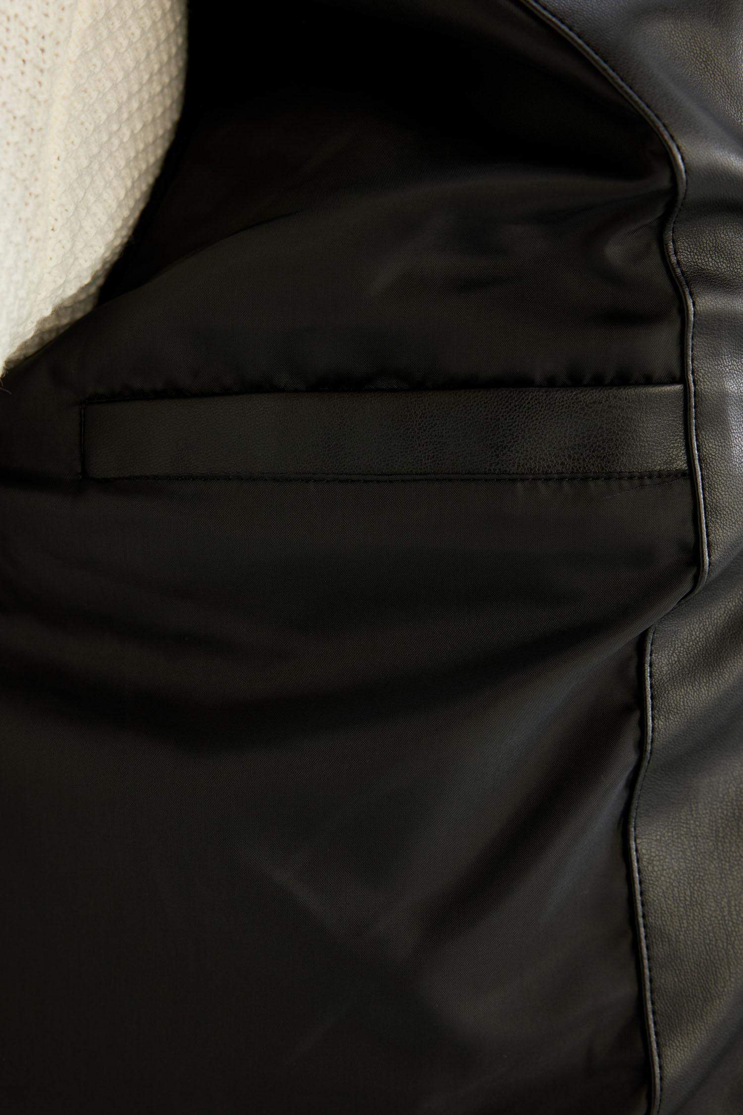 Waterproof Regular Fit Stand Collar Zippered Faux Leather Puffer Jacket