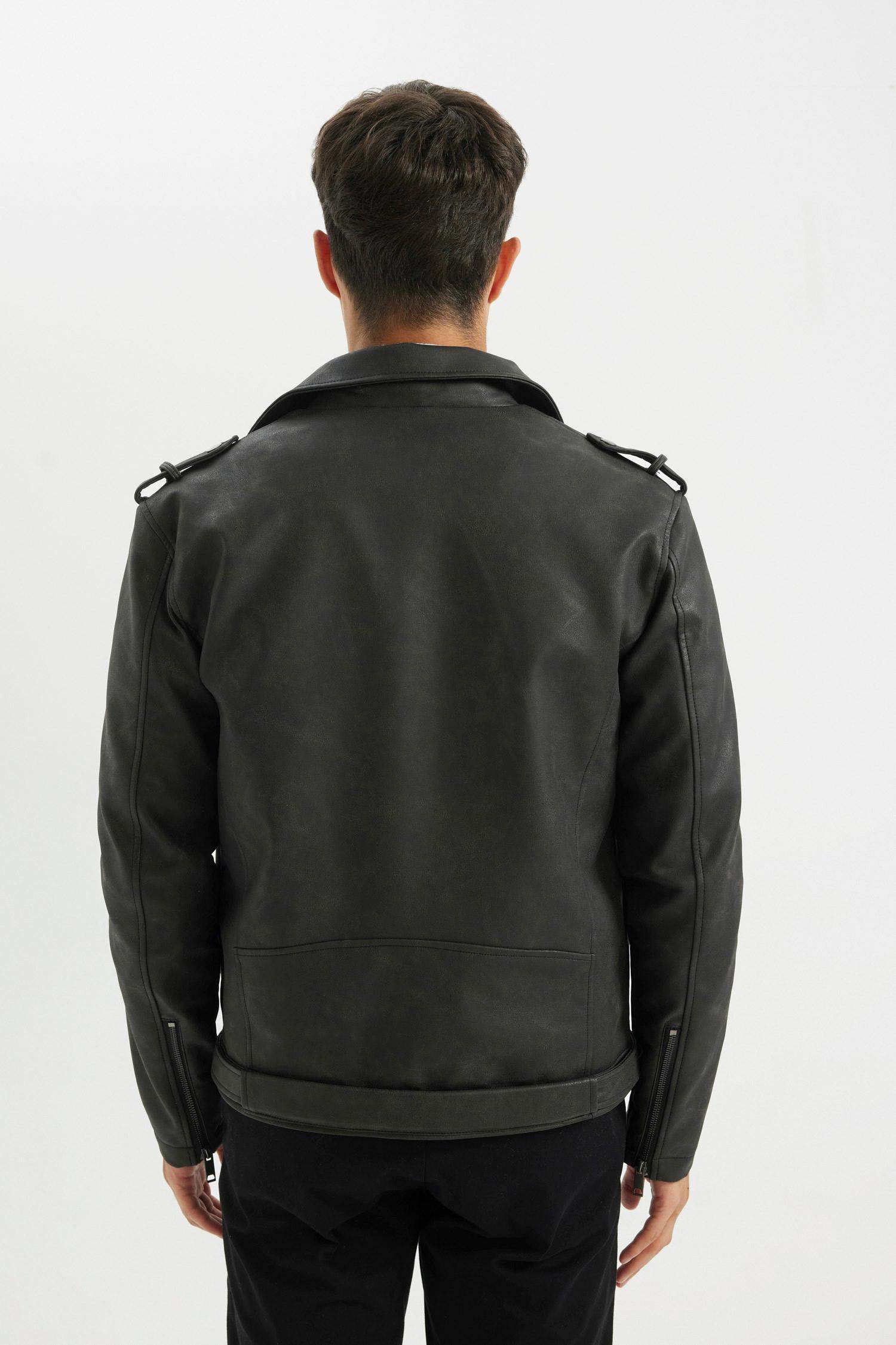 Su İtici Regular Fit Fermuarlı Cepli Suni Deri Ceket Mont