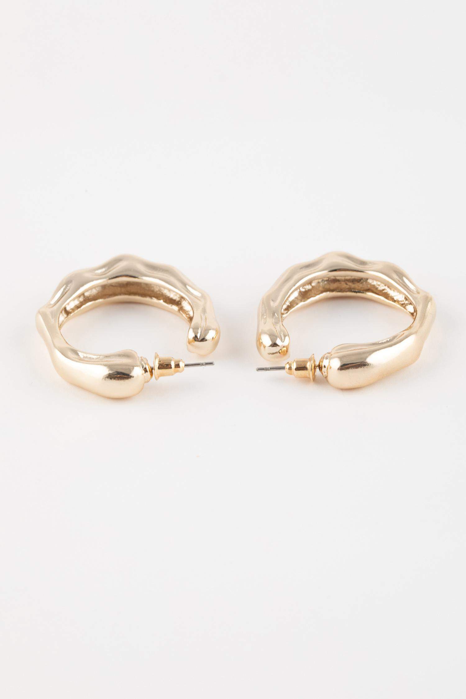 Woman Hoop Gold Earrings
