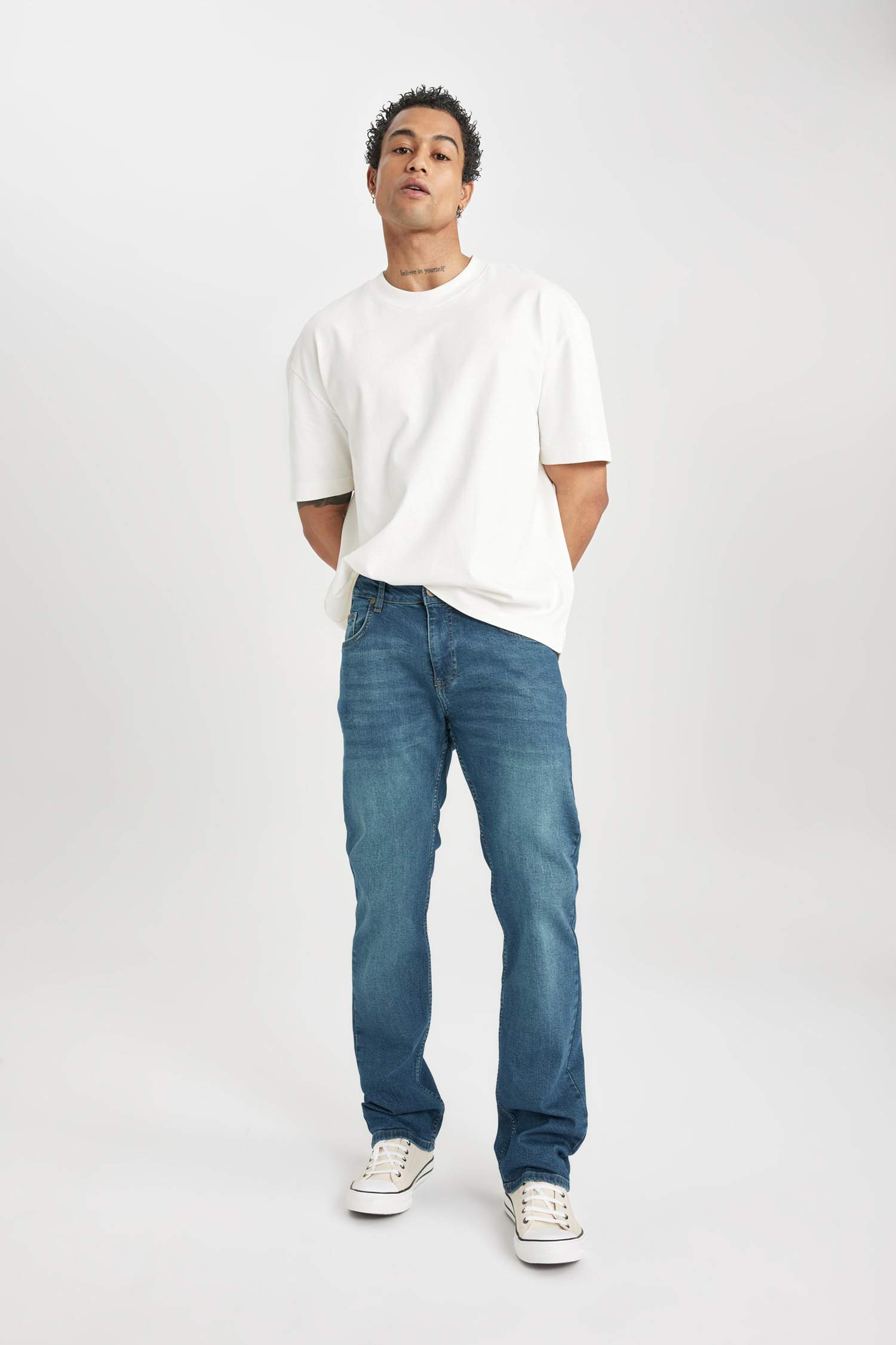 Pantalon Jean coupe régulière Sergio Jambe Droite Taille Normale