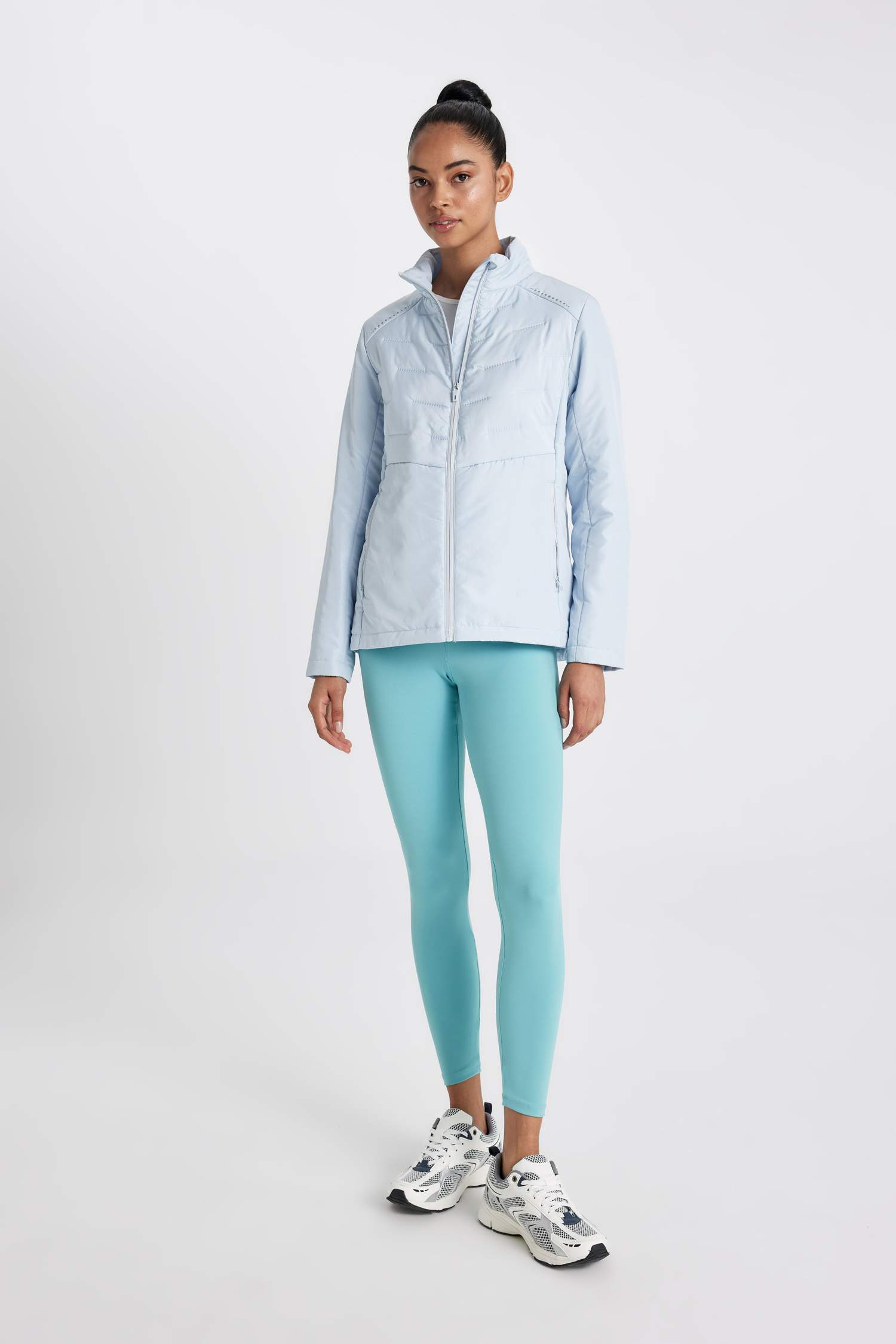 Куртка водоотталкивающая ветрозащитная на молнии, DeFactoFit