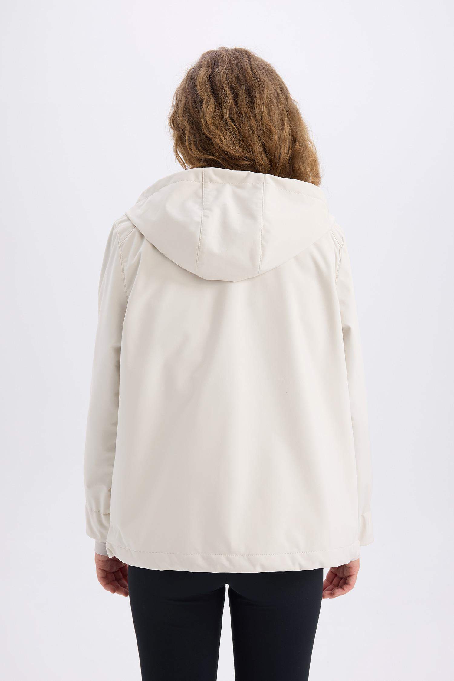 DeFactoFit Su Geçirmez Softshell Mont Rüzgar Geçirmez Kapüşonlu Cepli Fermuarlı