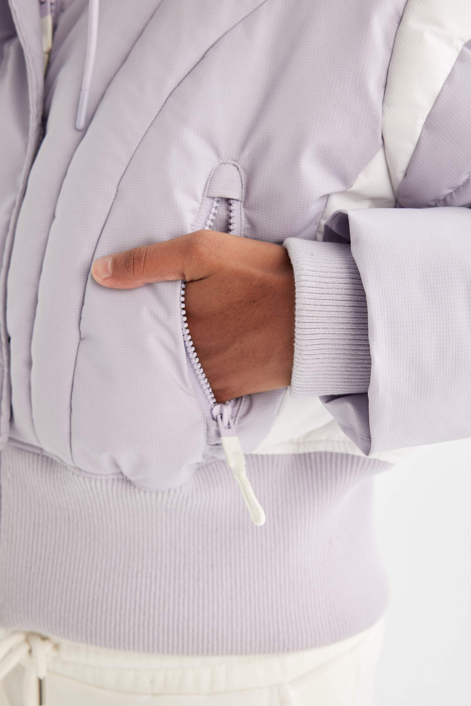 DeFactoFit Su İtici Rüzgar Geçirmez Şişme Crop Gizli Kapüşonlu Fermuarlı Cepli Sıcak Tutan Mont