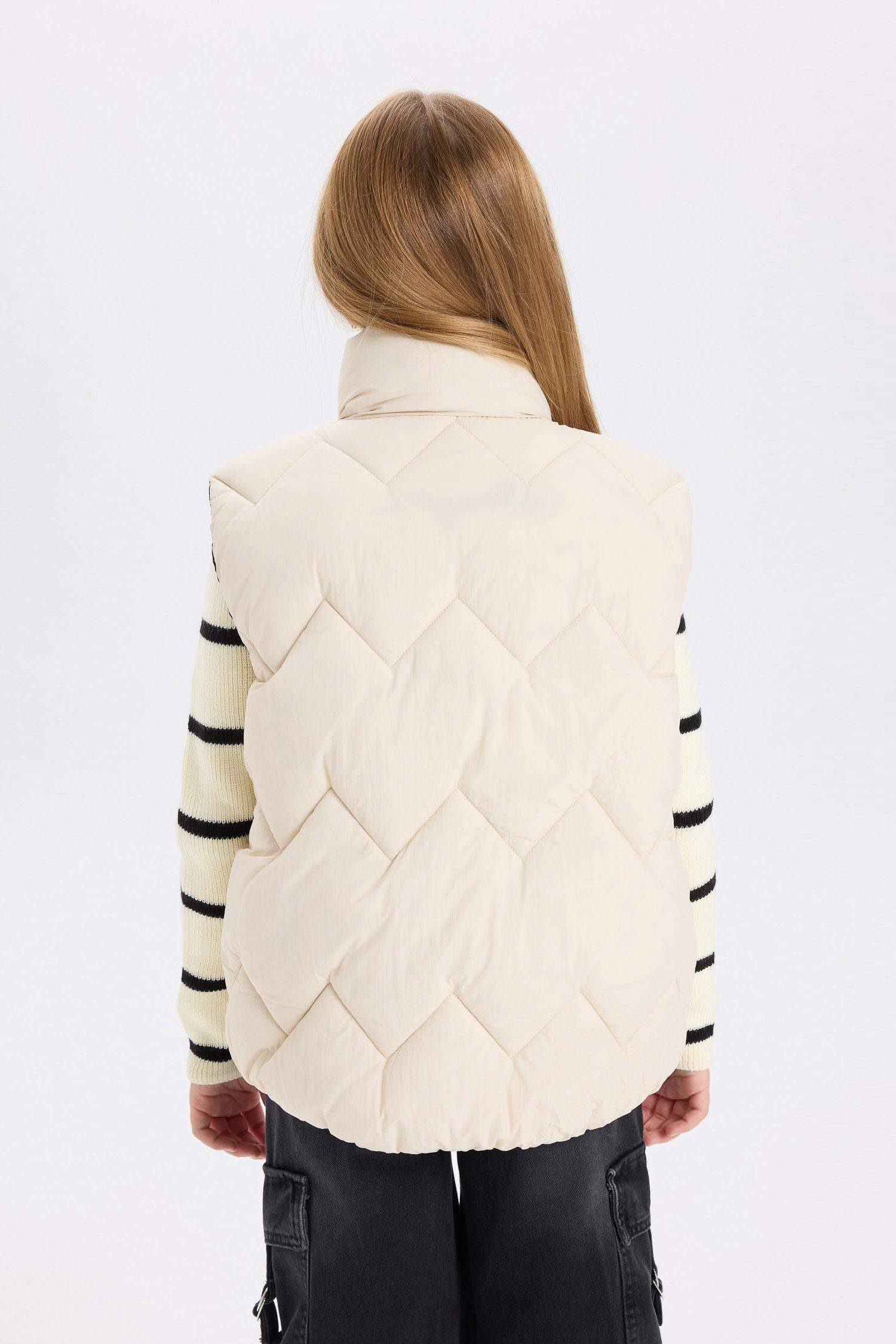 فيست بامب بناتي وتر بروف بياقة كبيرة