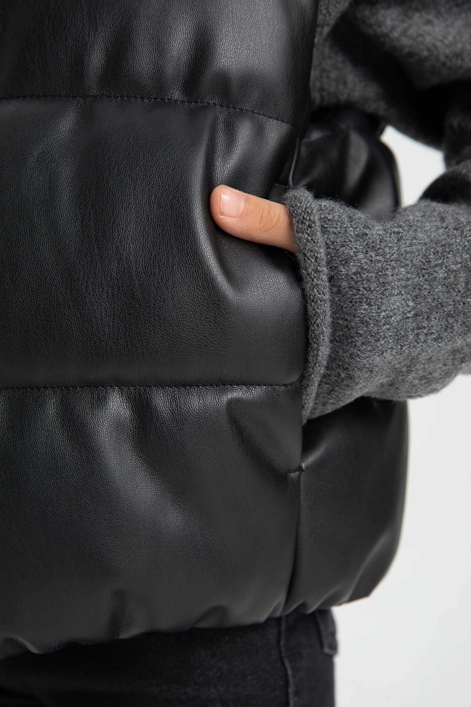 Girl Waterproof Puffer Vest