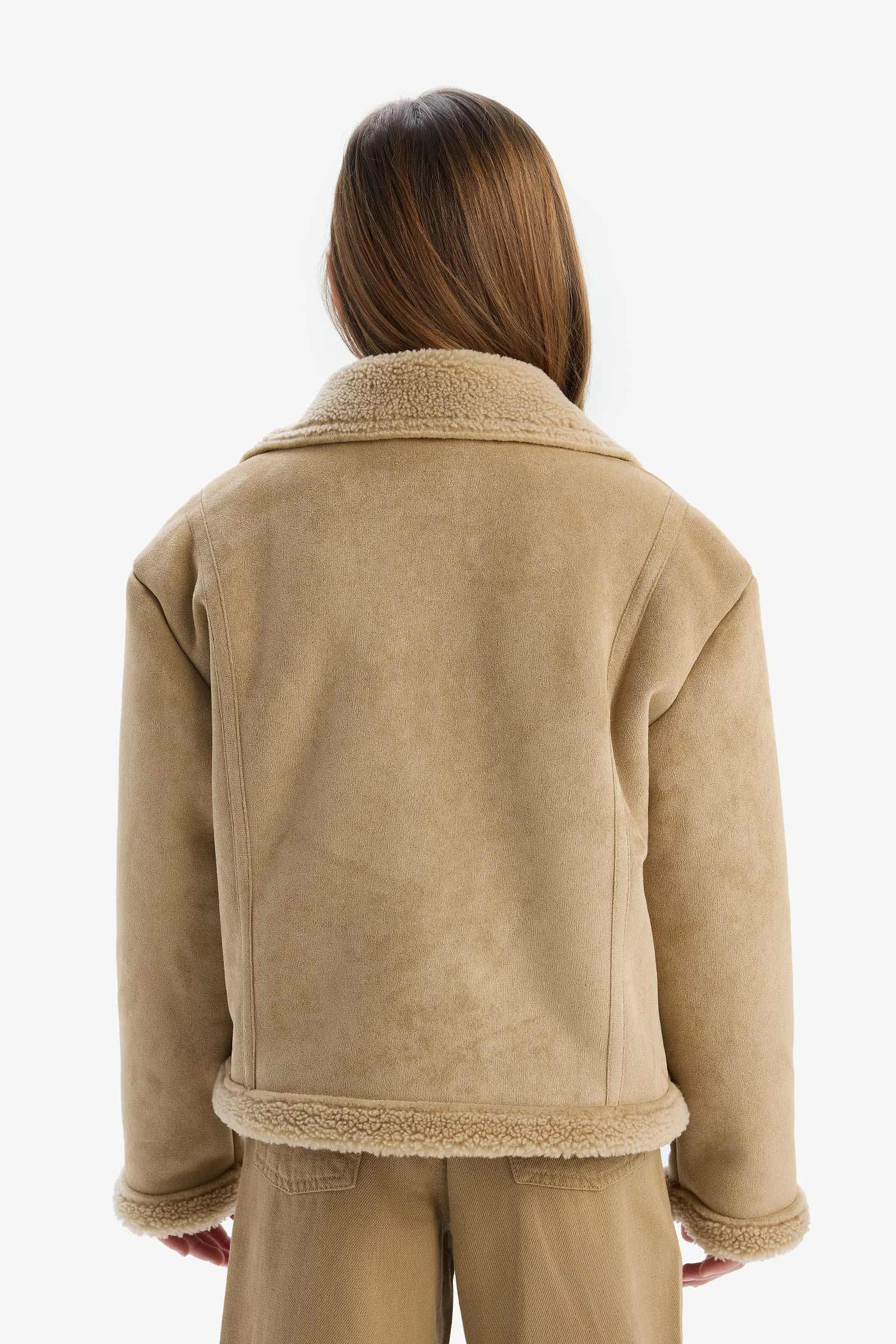 جاكيت بناتي جلد صناعي ببطانة فروية