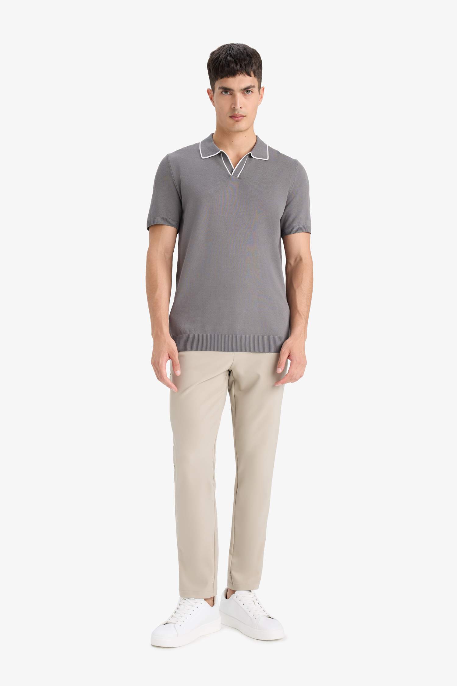 Modern Fit Short Sleeve Knitwear Polo T-Shirt