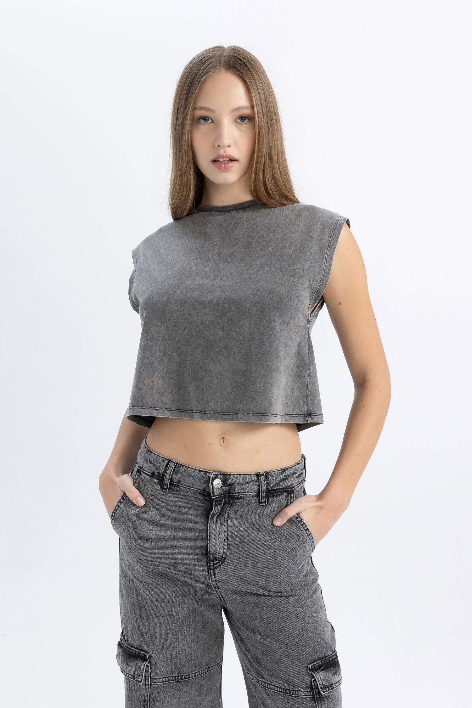 Coool Loose Fit Yıkamalı Soluk Efektli Atlet