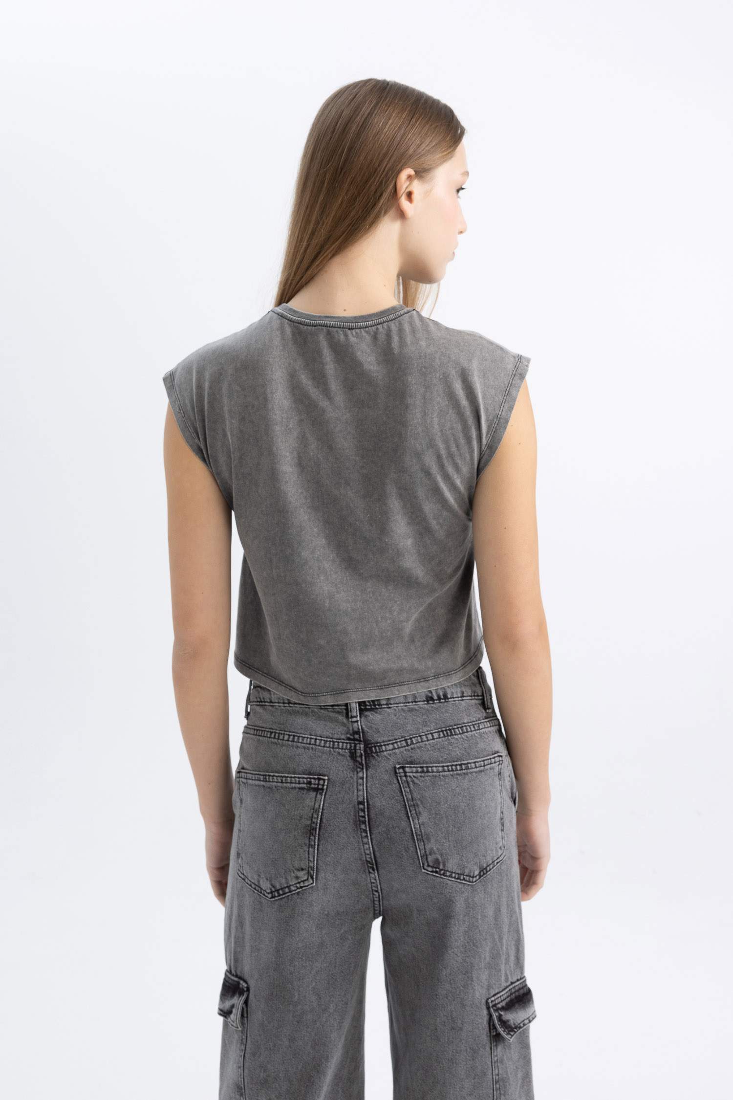 Coool Loose Fit Yıkamalı Soluk Efektli Atlet