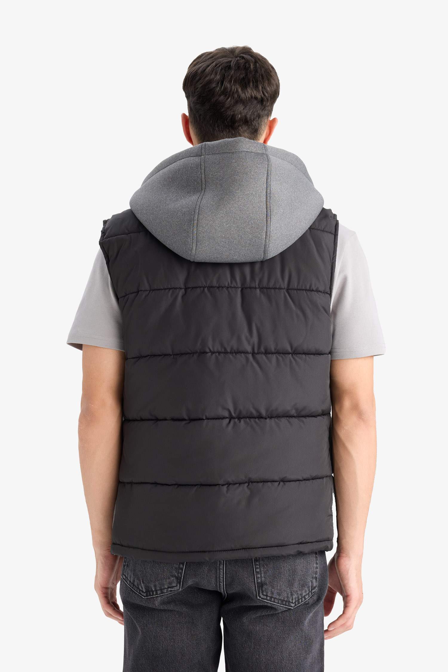 Slim Fit Hooded Zippered Puffer Vest