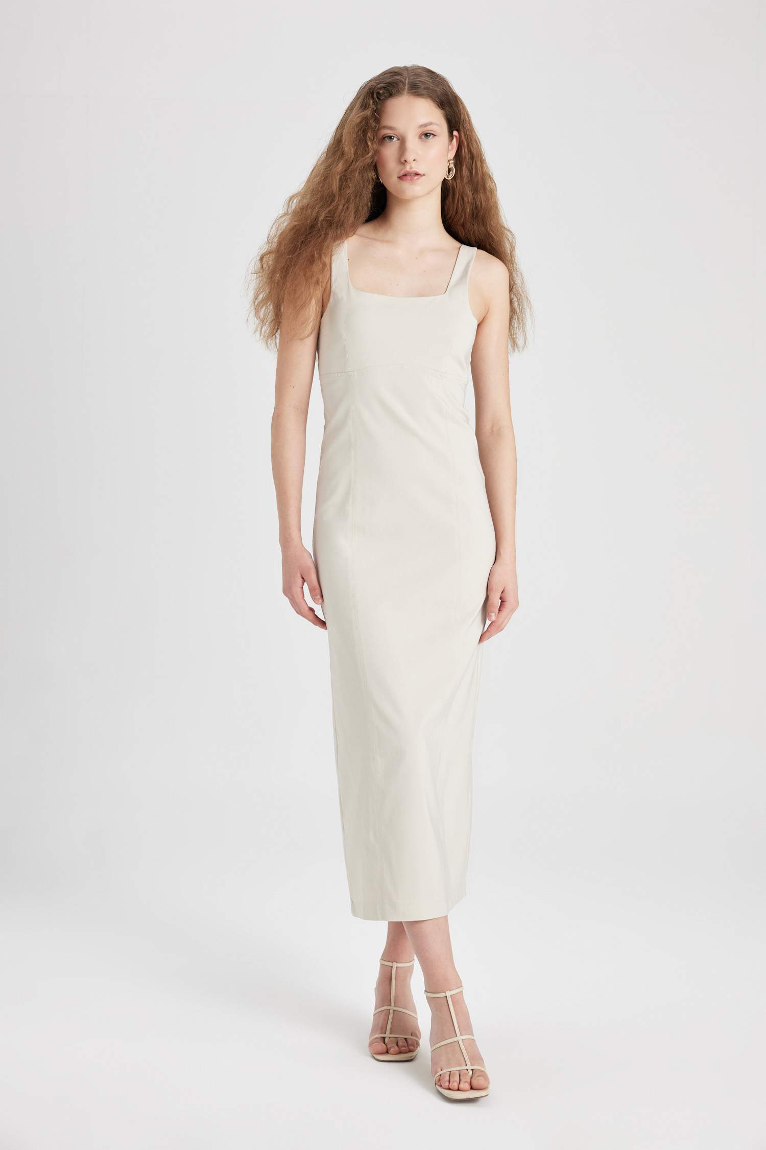 Bodycon Square Neck Strap Maxi Dress