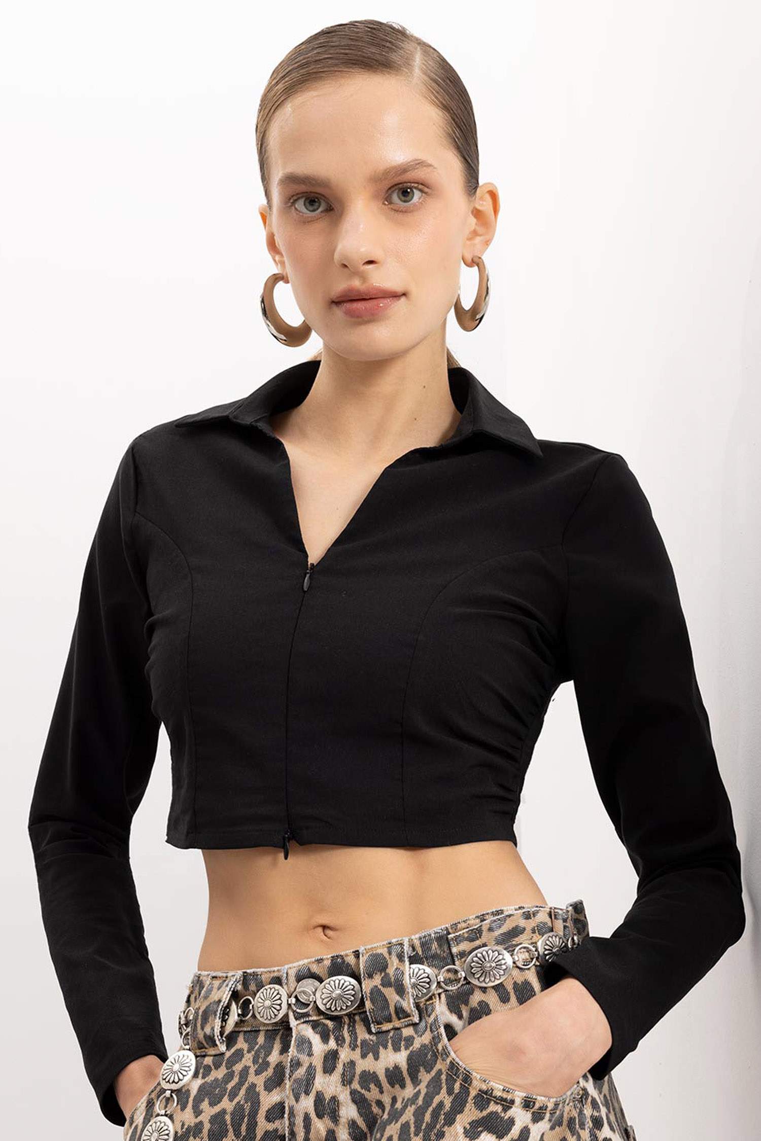 Black Fitted Bodycon Shirt Collar Zippered Bengal Crop Basic Blouse