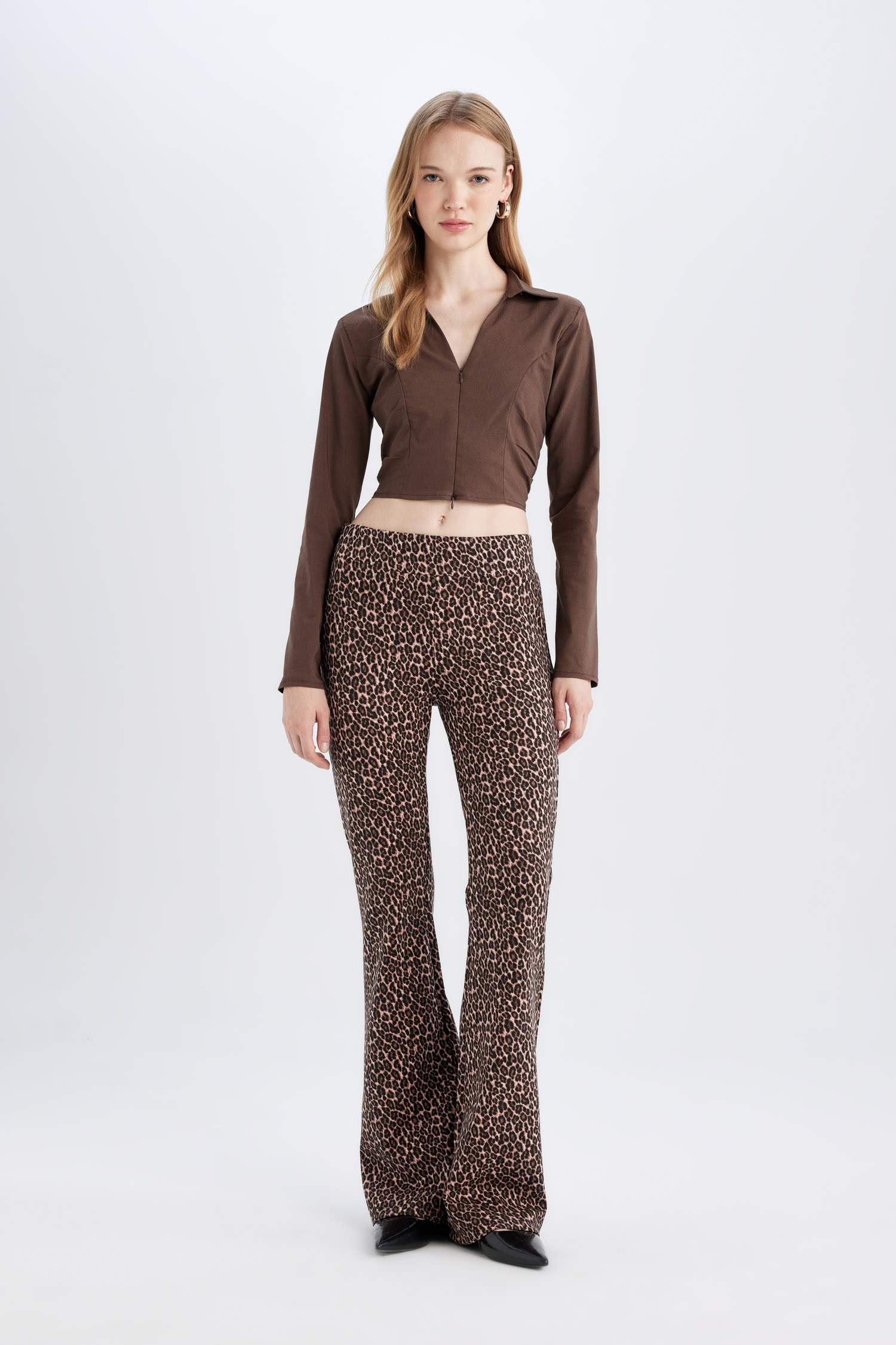 Fitted Vücuda Oturan Gömlek Yaka Fermuarlı Bengalin Uzun Kollu Crop Basic Düz Bluz