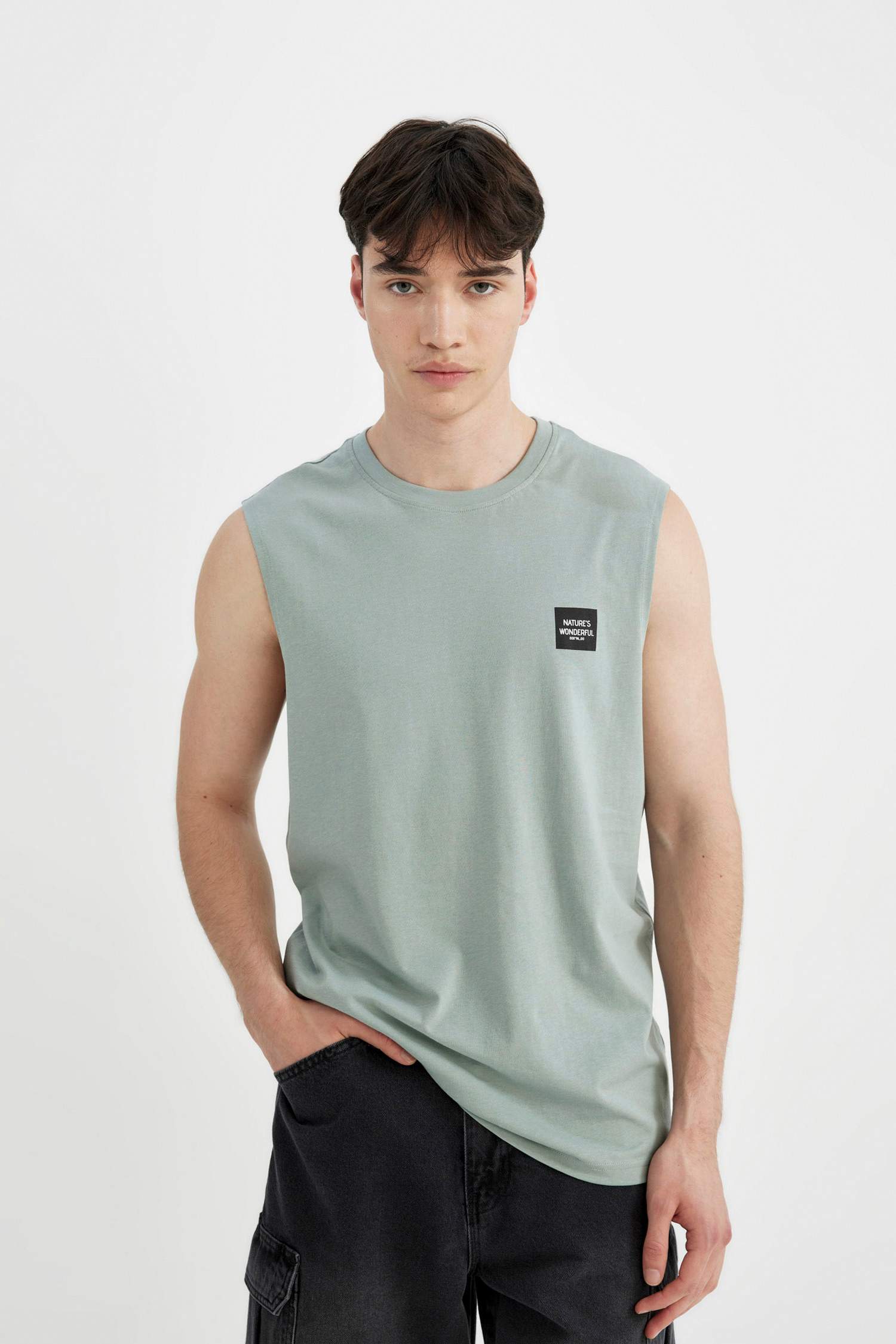 Regular Fit Printed Crew Neck Sleeveless T-Shirt