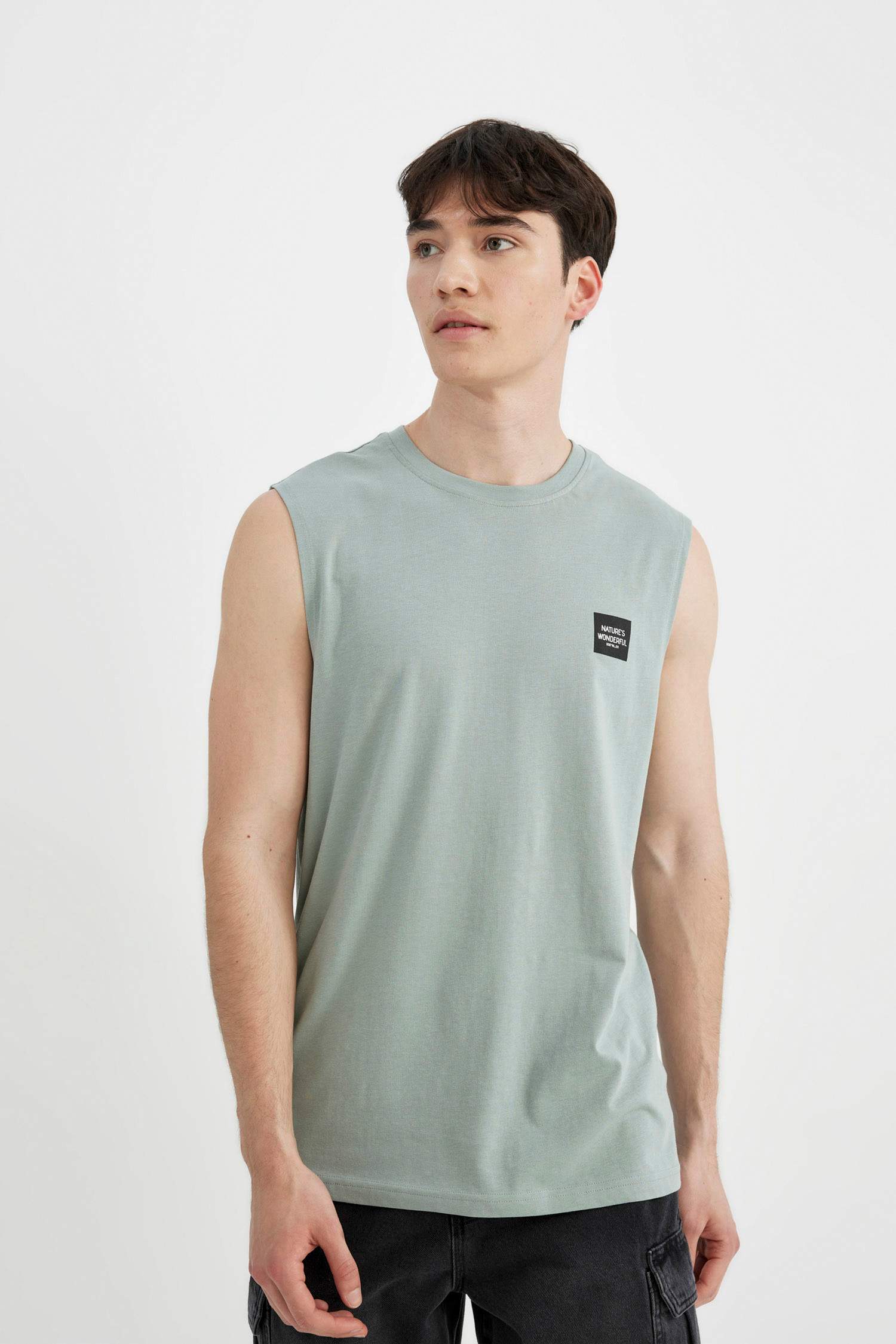 ديباردور مطبوع قصة عادية برقبة مستديرة