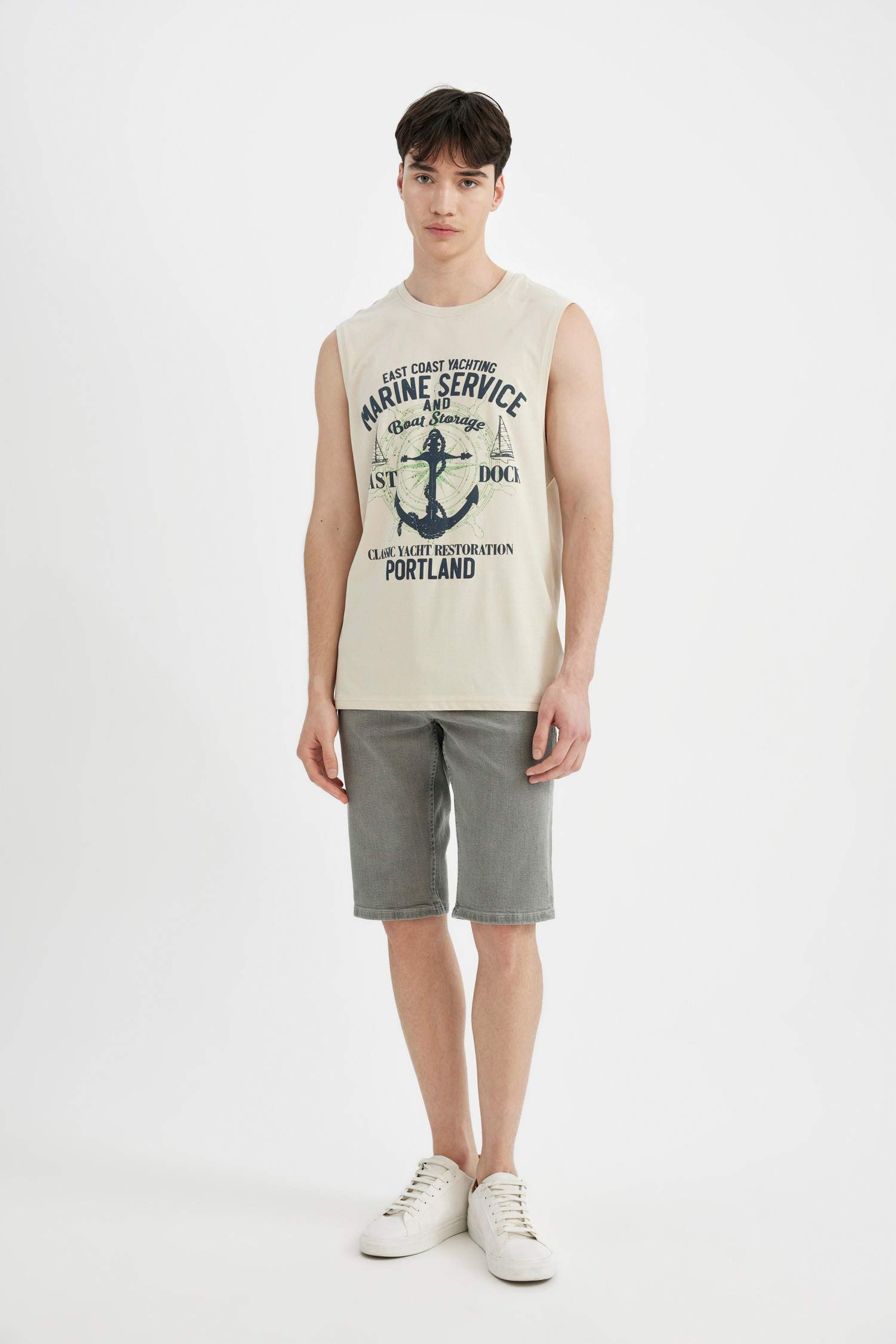 Regular Fit Printed Crew Neck T-Shirt